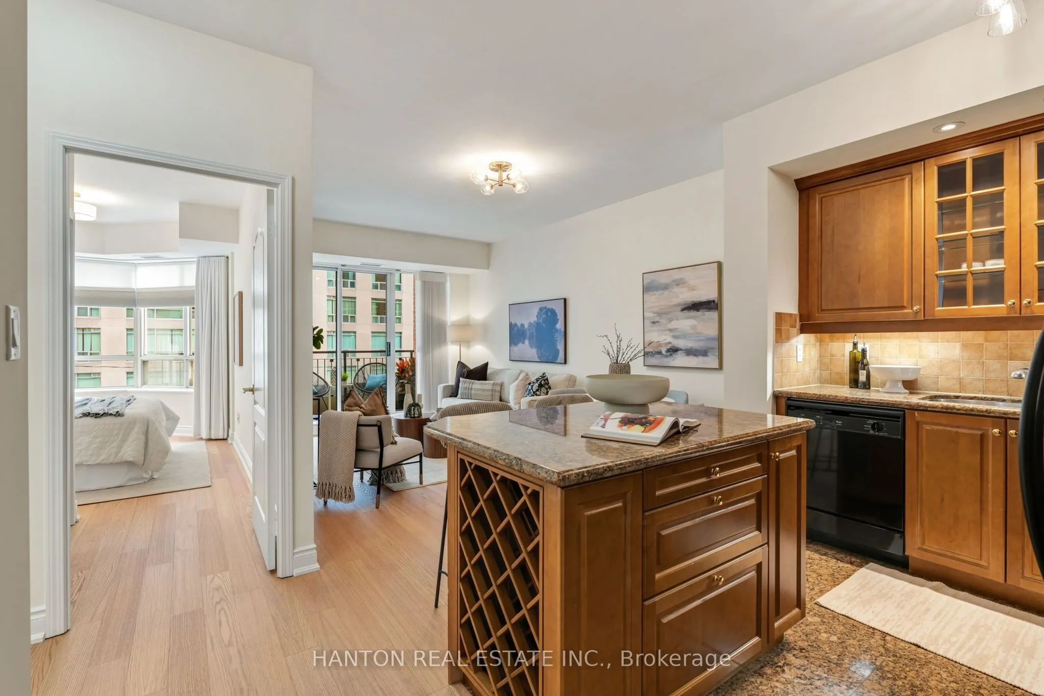 77 Mcmurrich Street #313