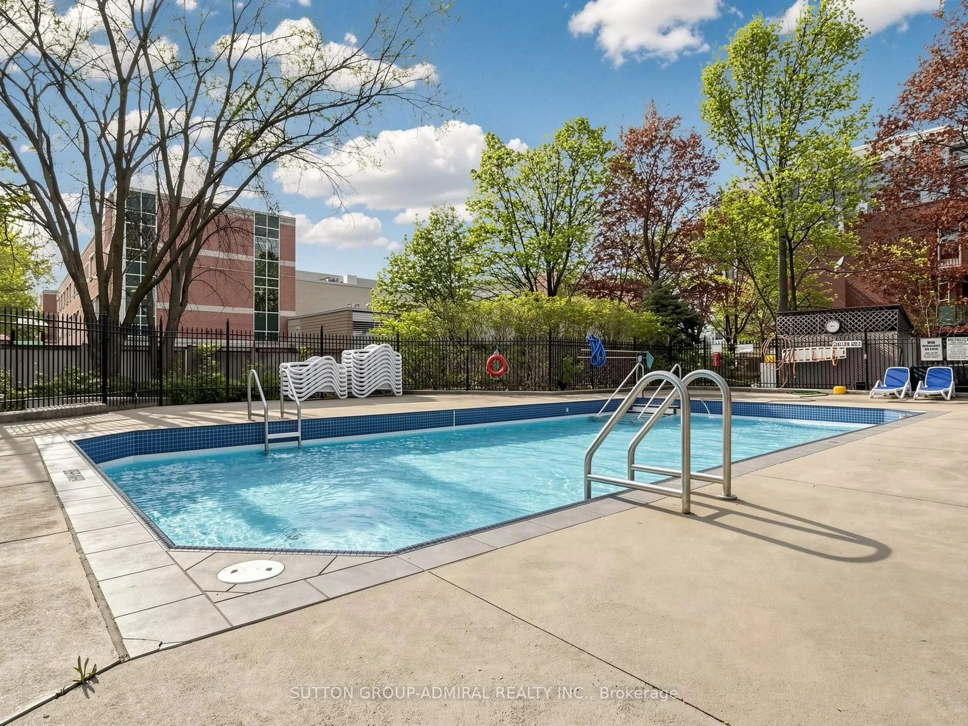 2 Covington Road #1004