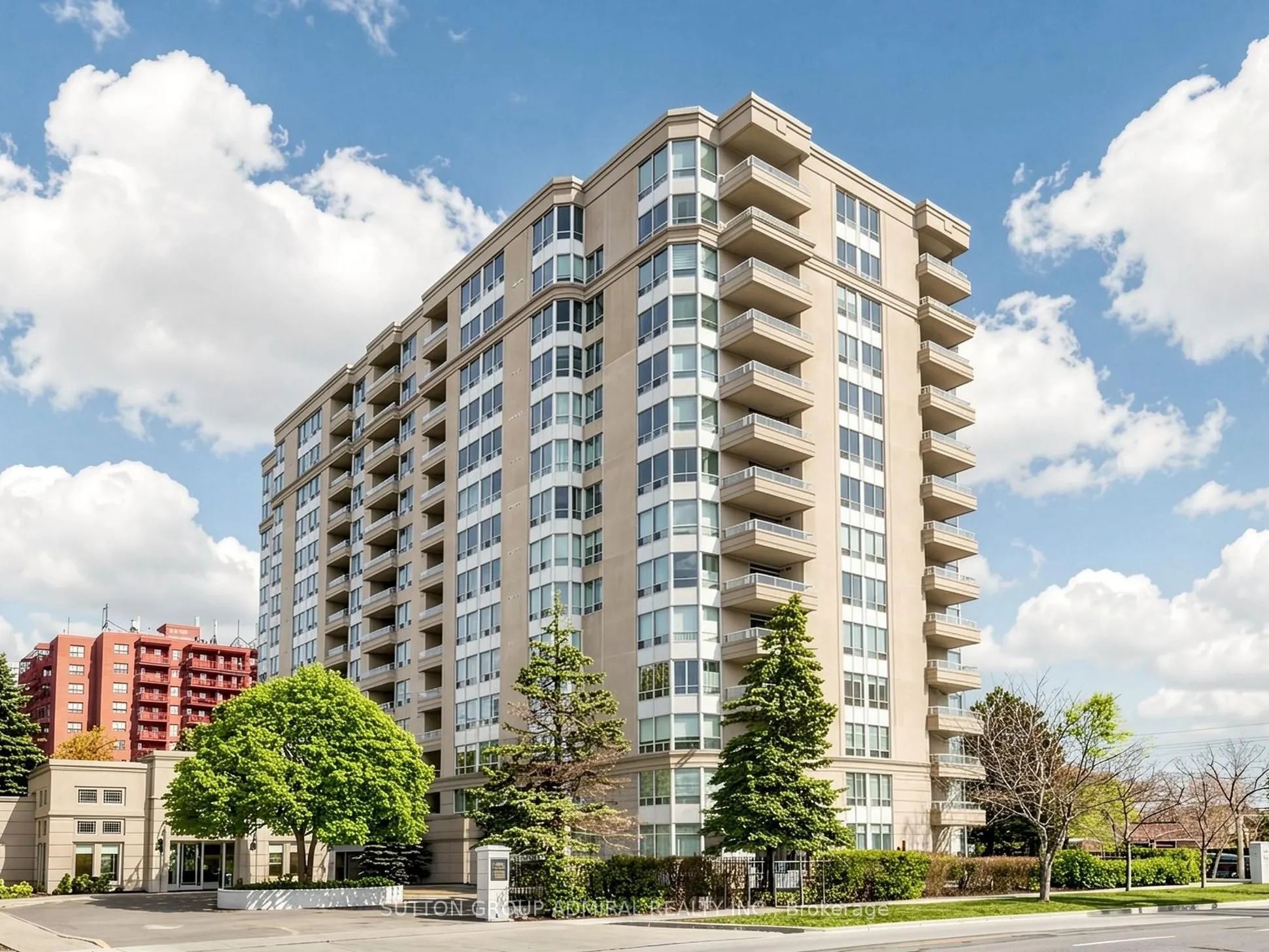 2 Covington Road #1004