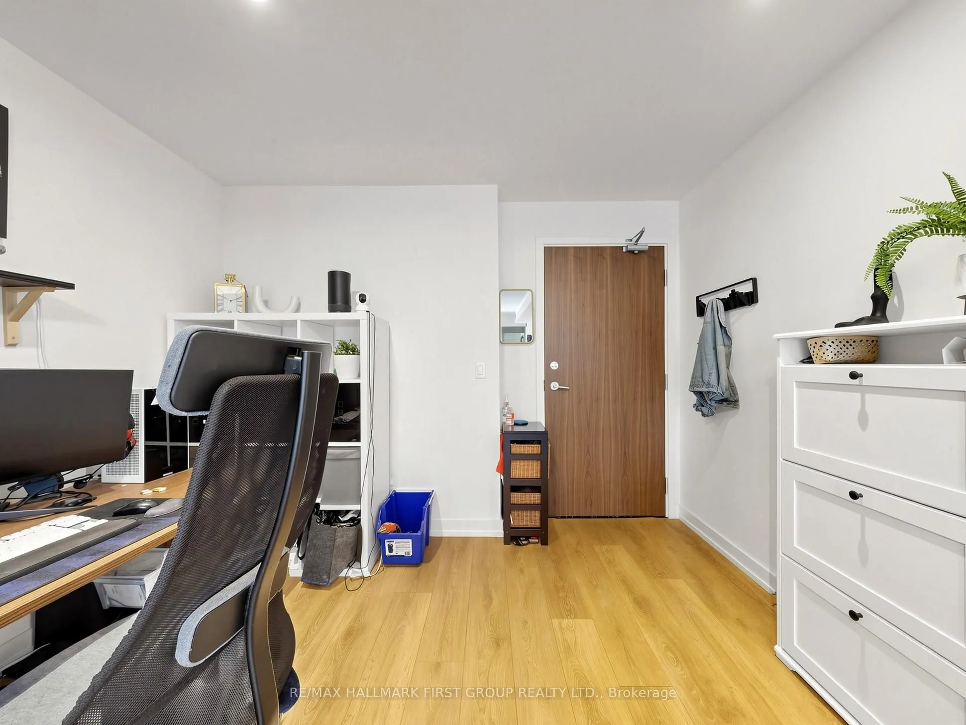 115 McMahon Drive #801
