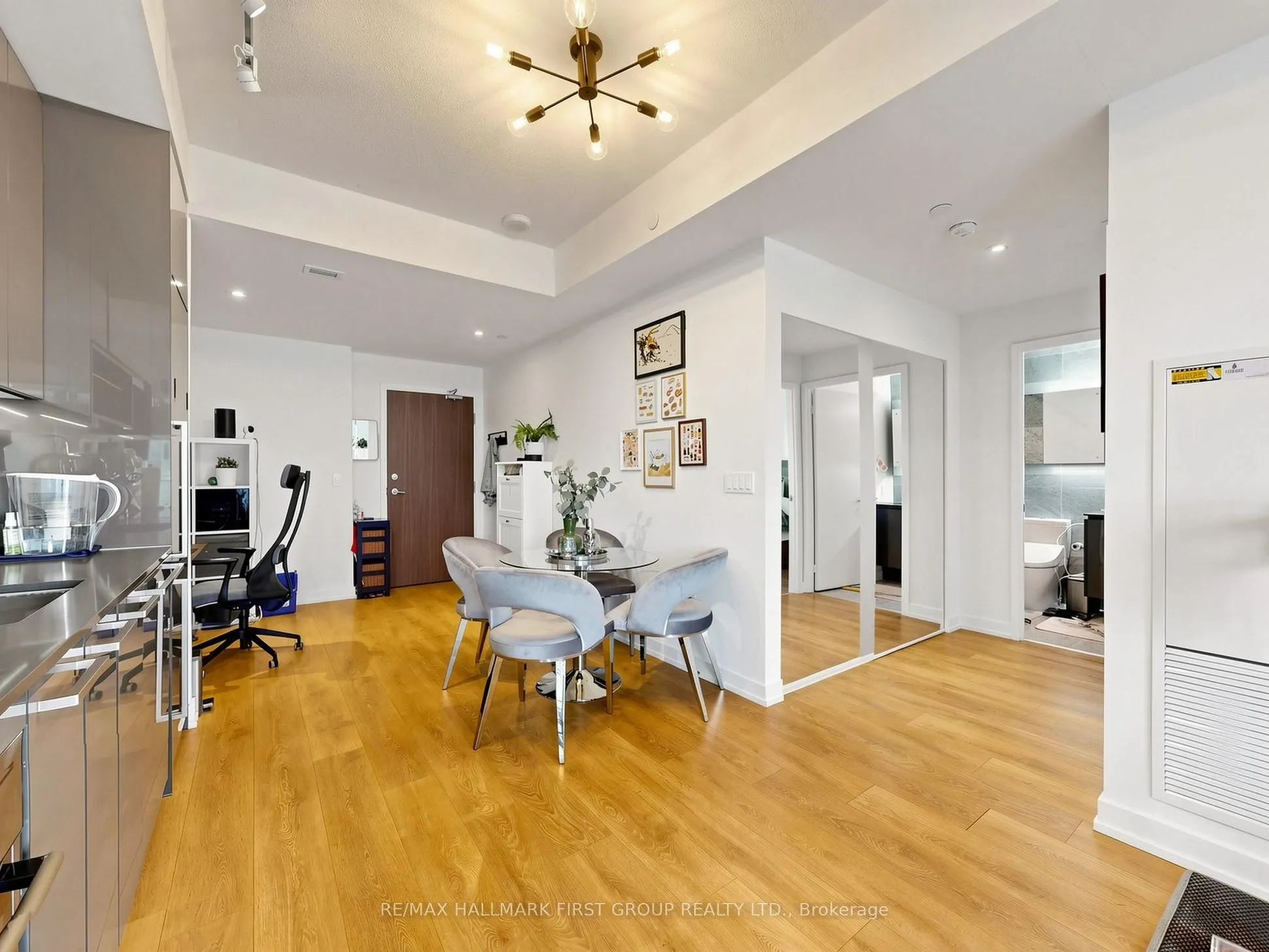 115 McMahon Drive #801