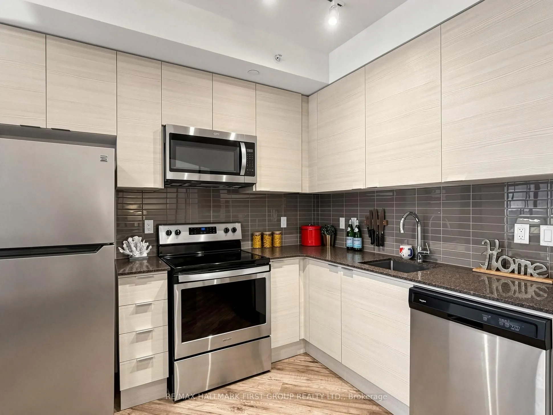 621 Sheppard Avenue E #237