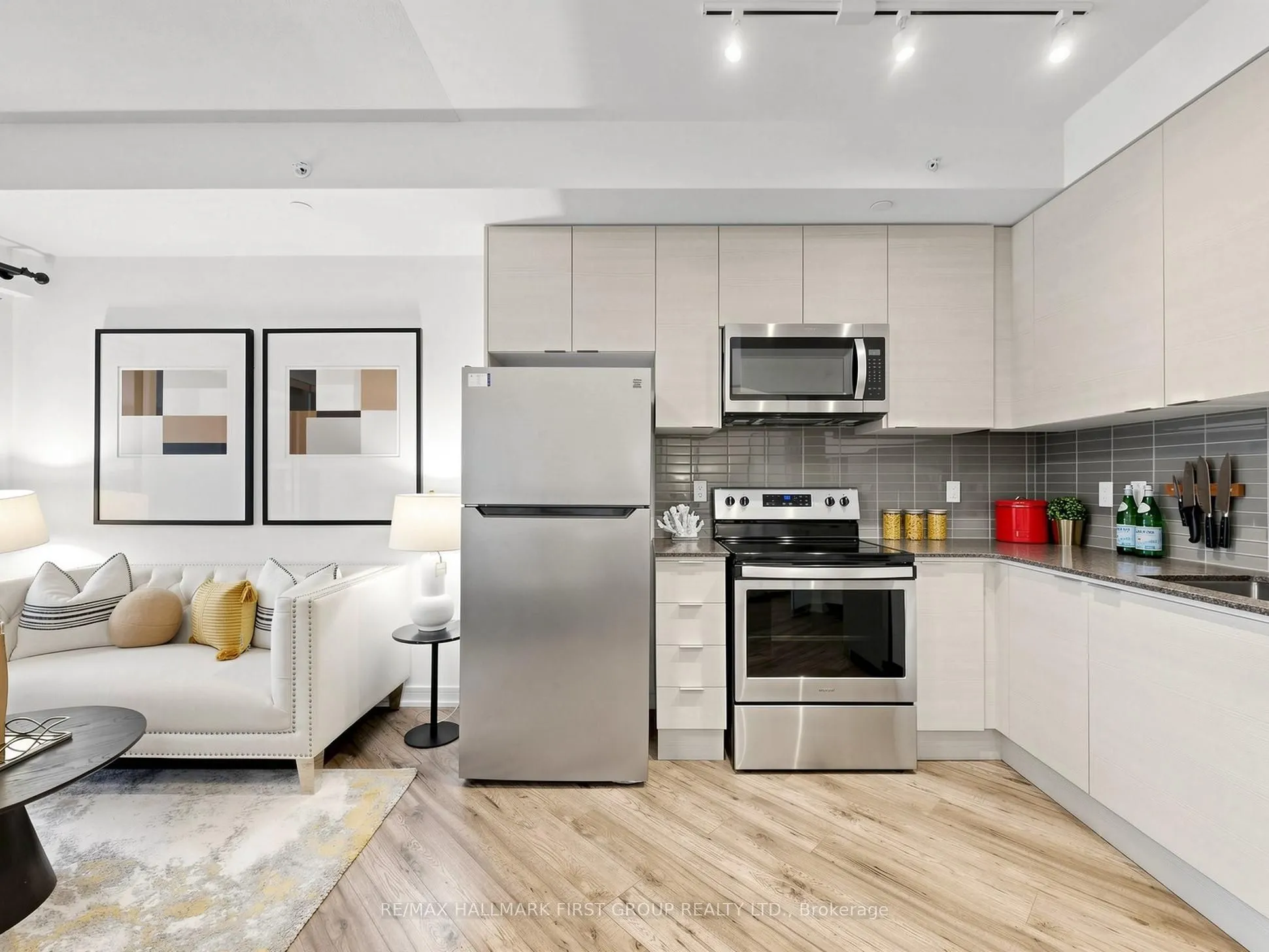 621 Sheppard Avenue E #237