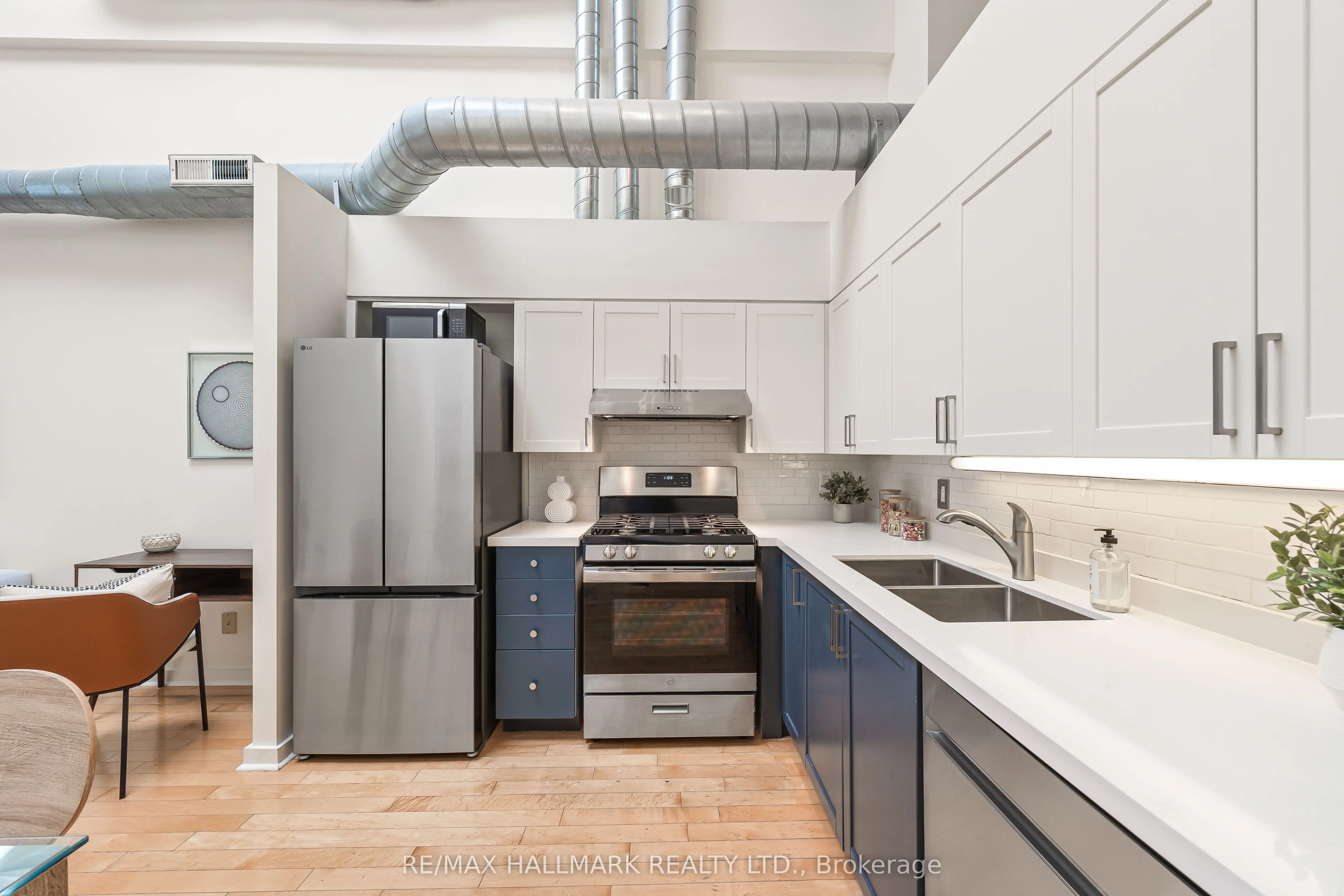 394 Euclid Avenue #205