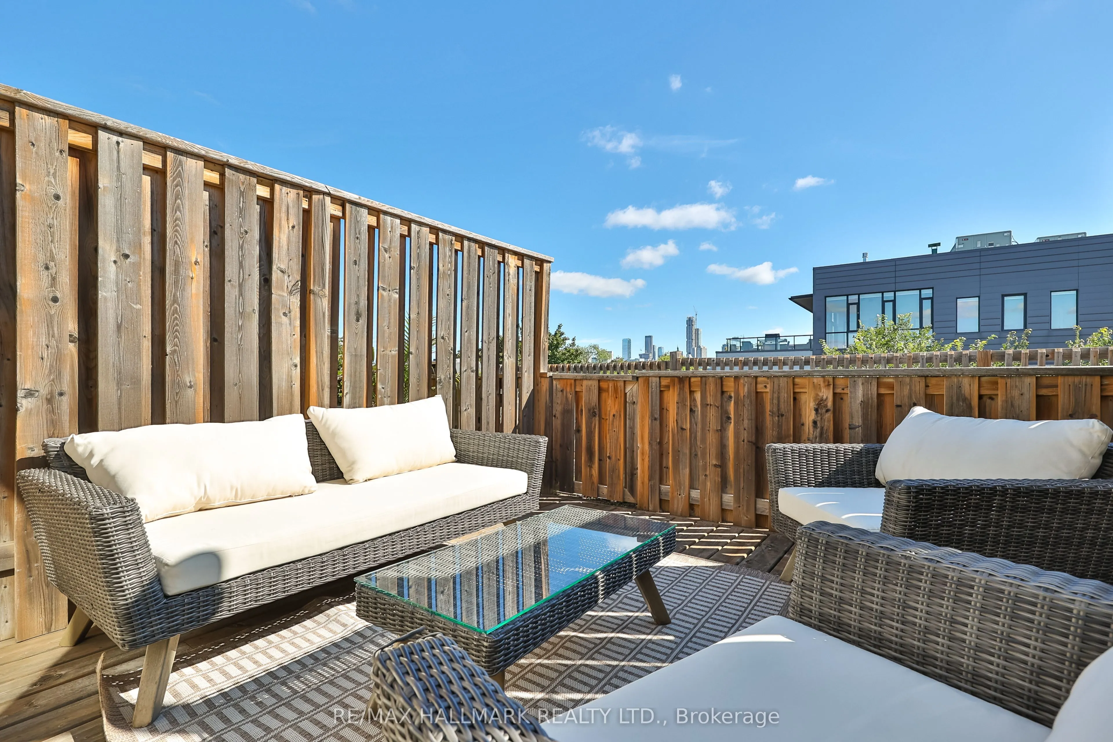 394 Euclid Avenue #205