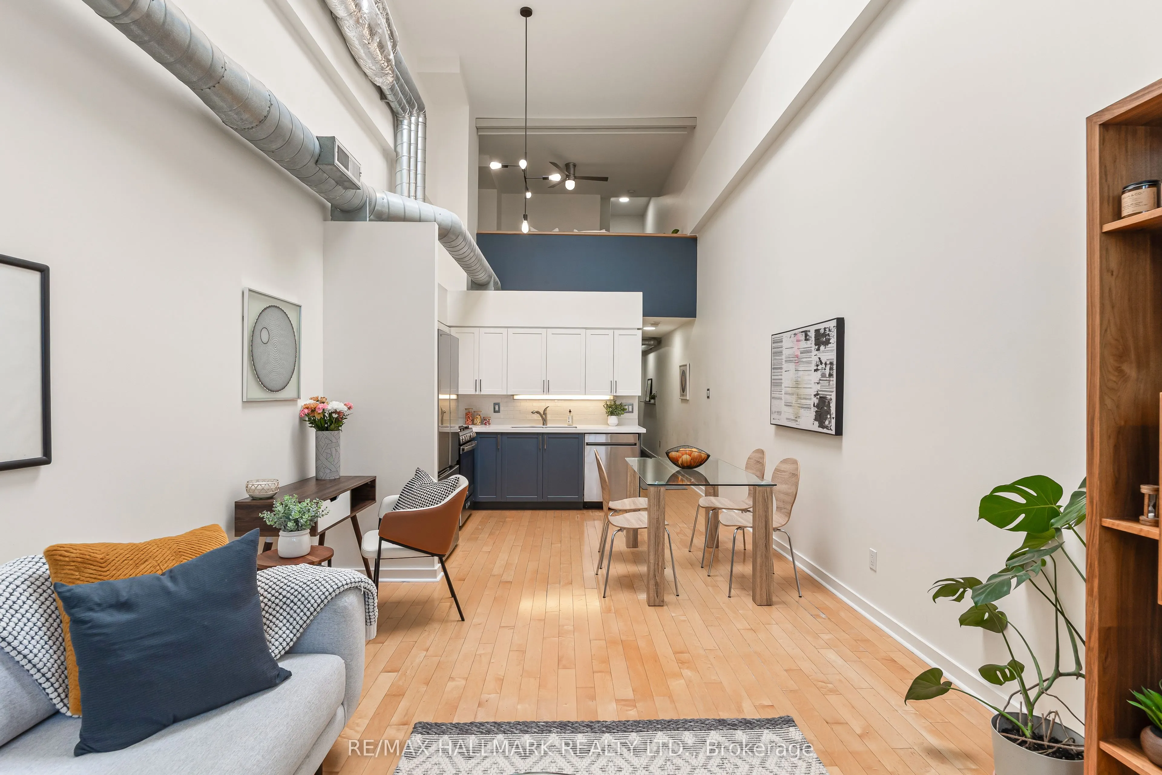 394 Euclid Avenue #205