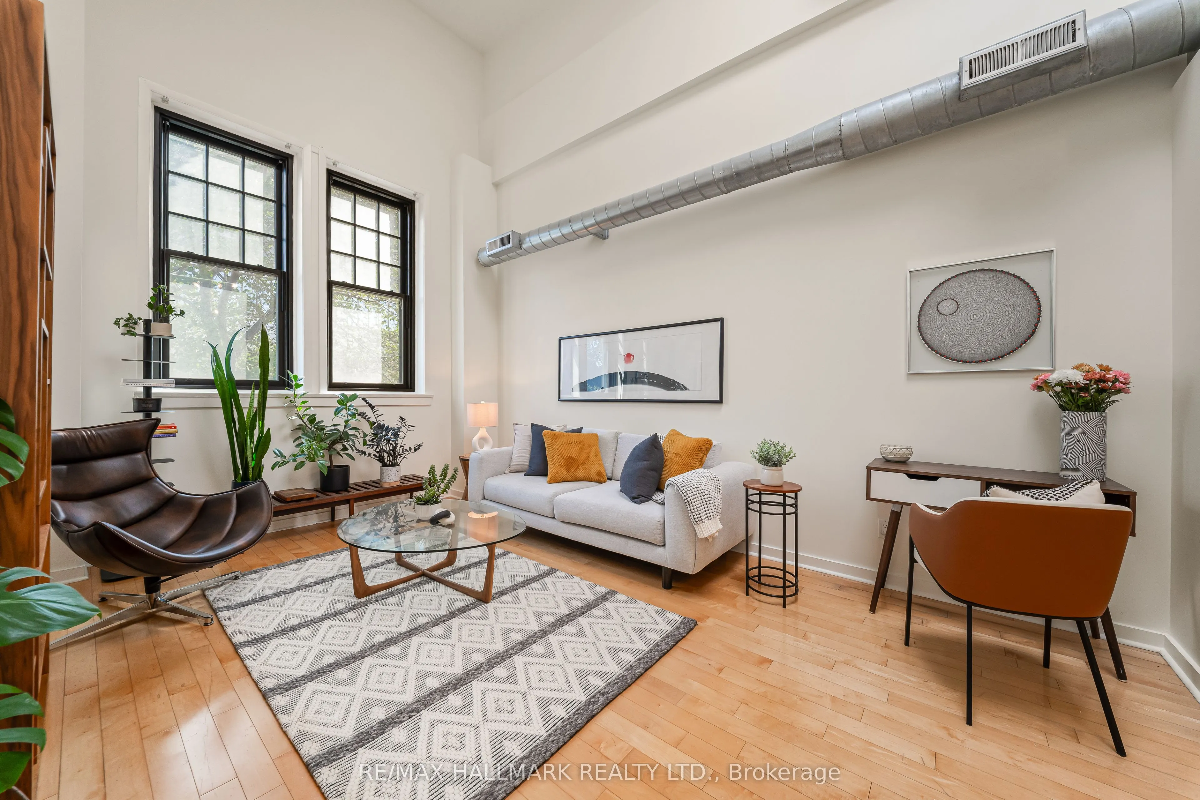 394 Euclid Avenue #205