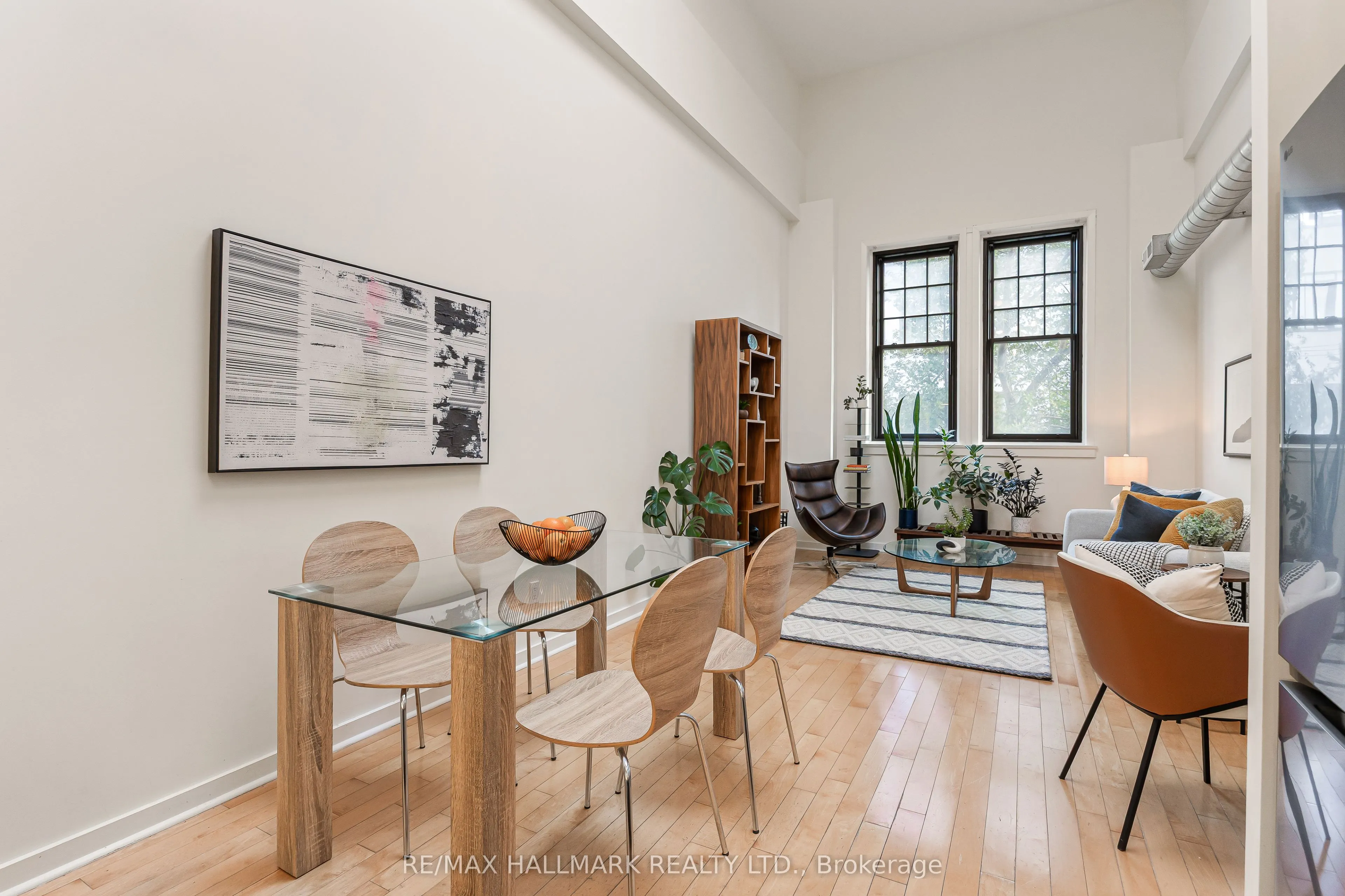 394 Euclid Avenue #205
