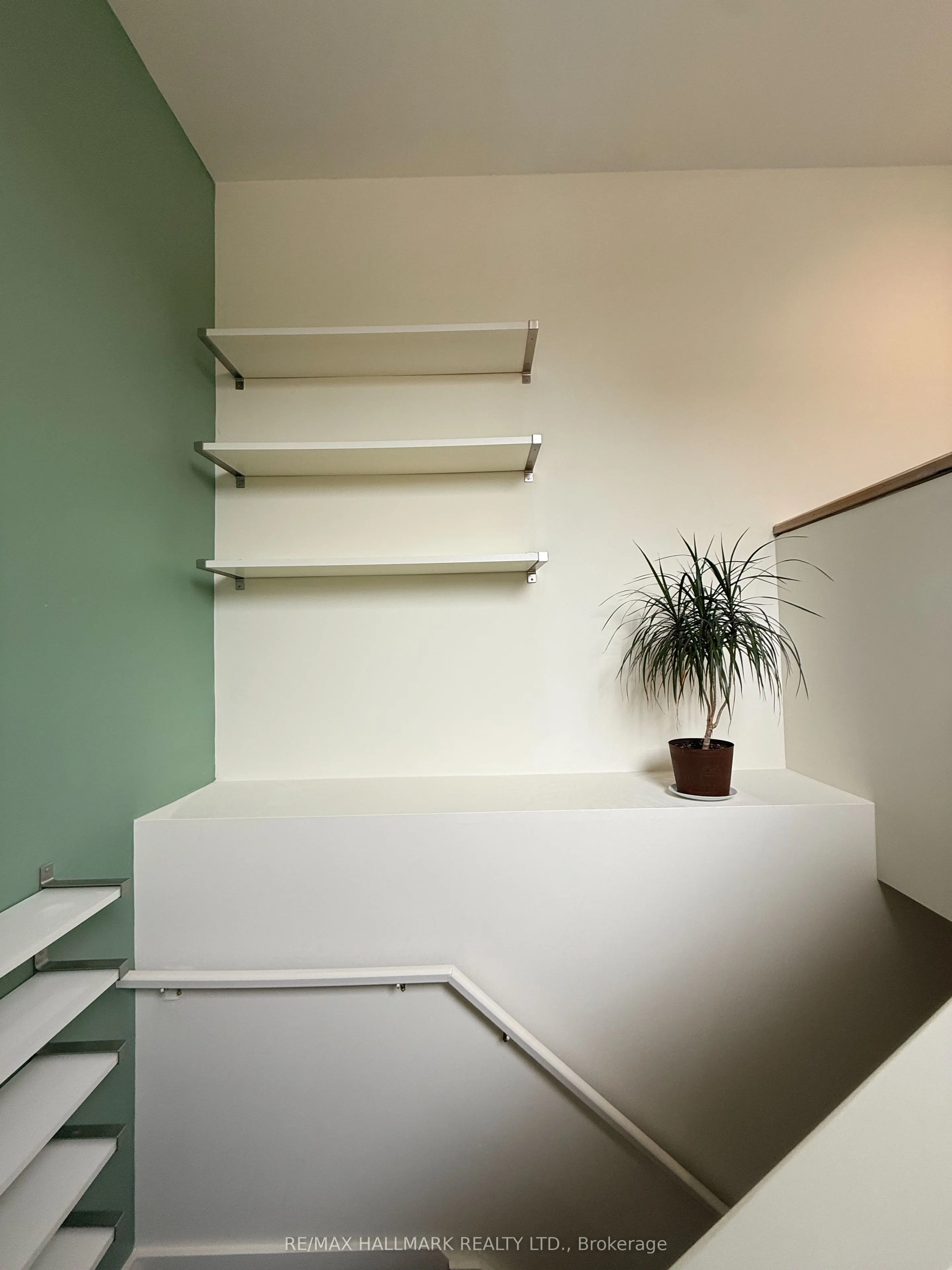 394 Euclid Avenue #205