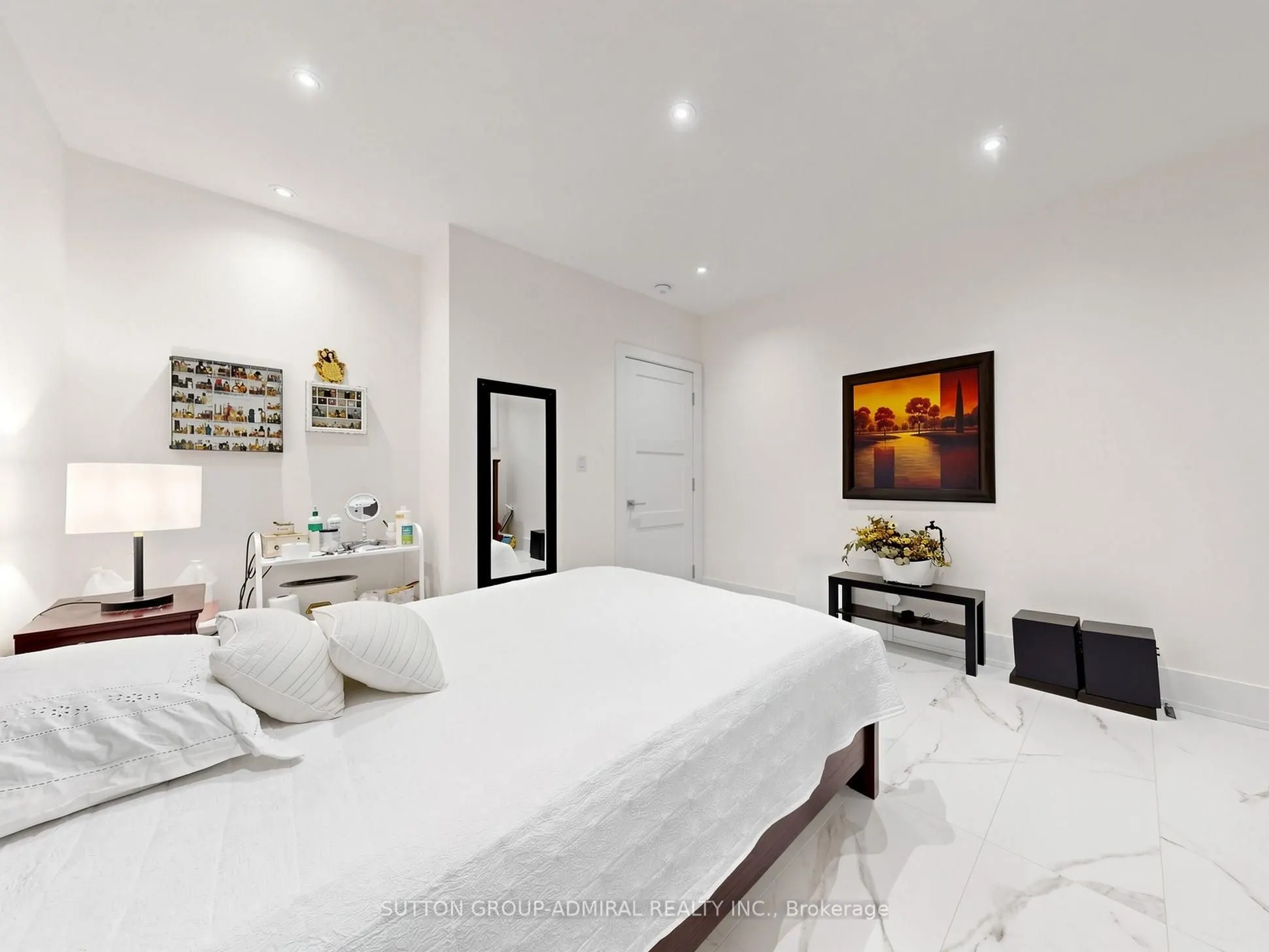 18 Dunsmore Gardens
