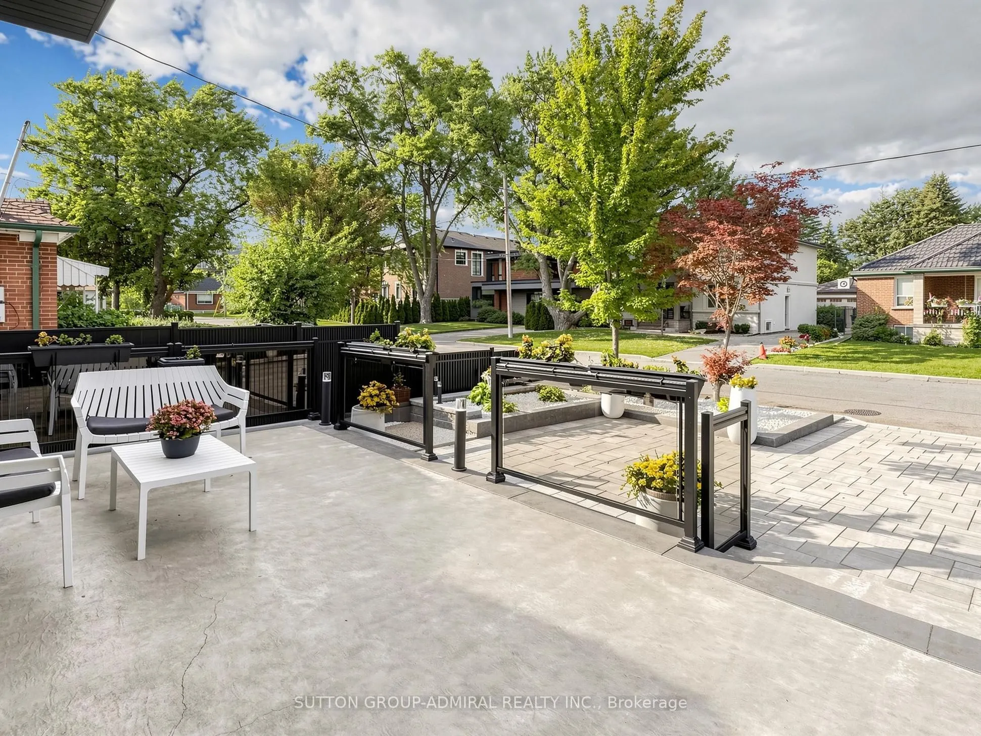 18 Dunsmore Gardens