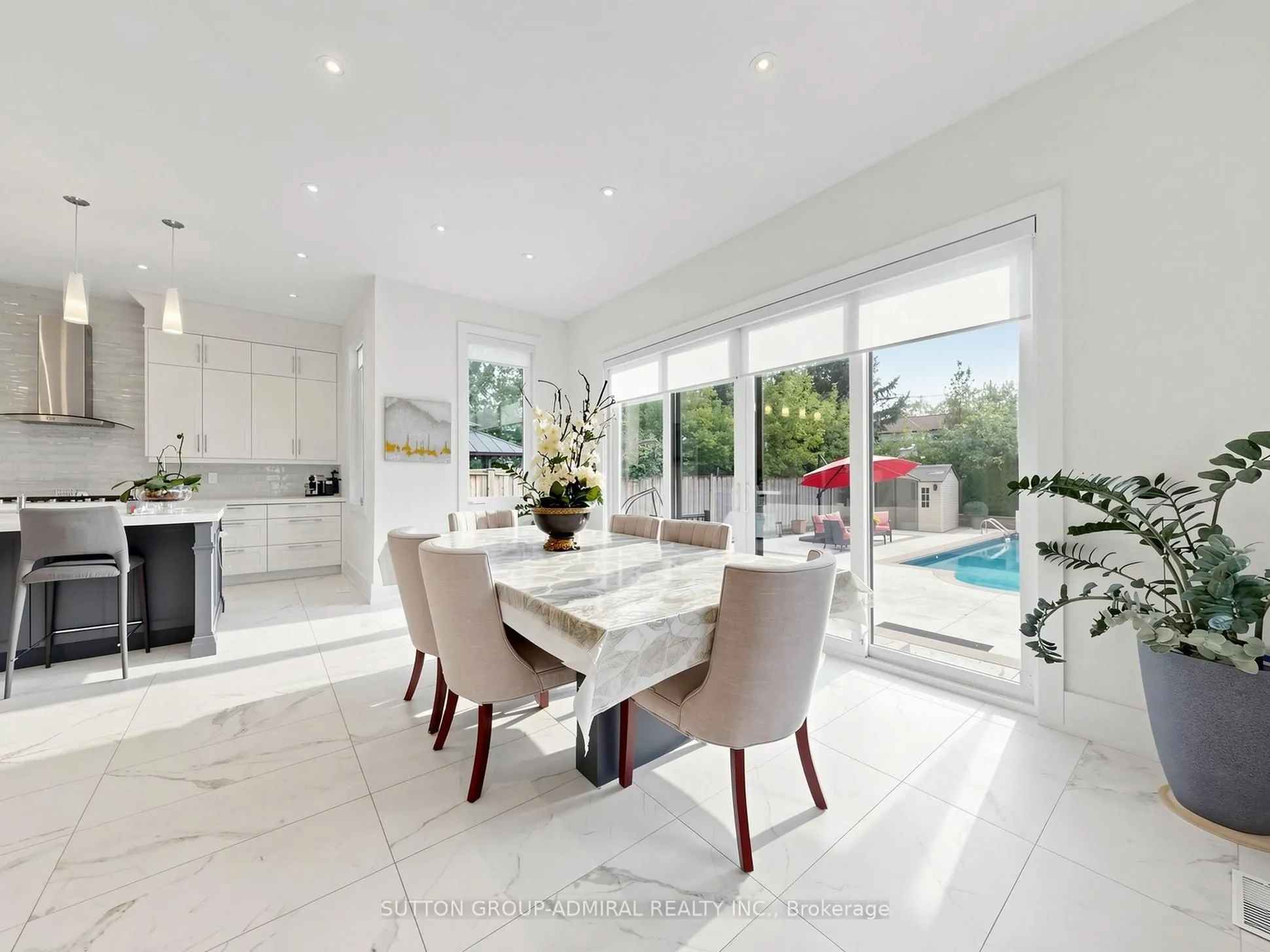 18 Dunsmore Gardens