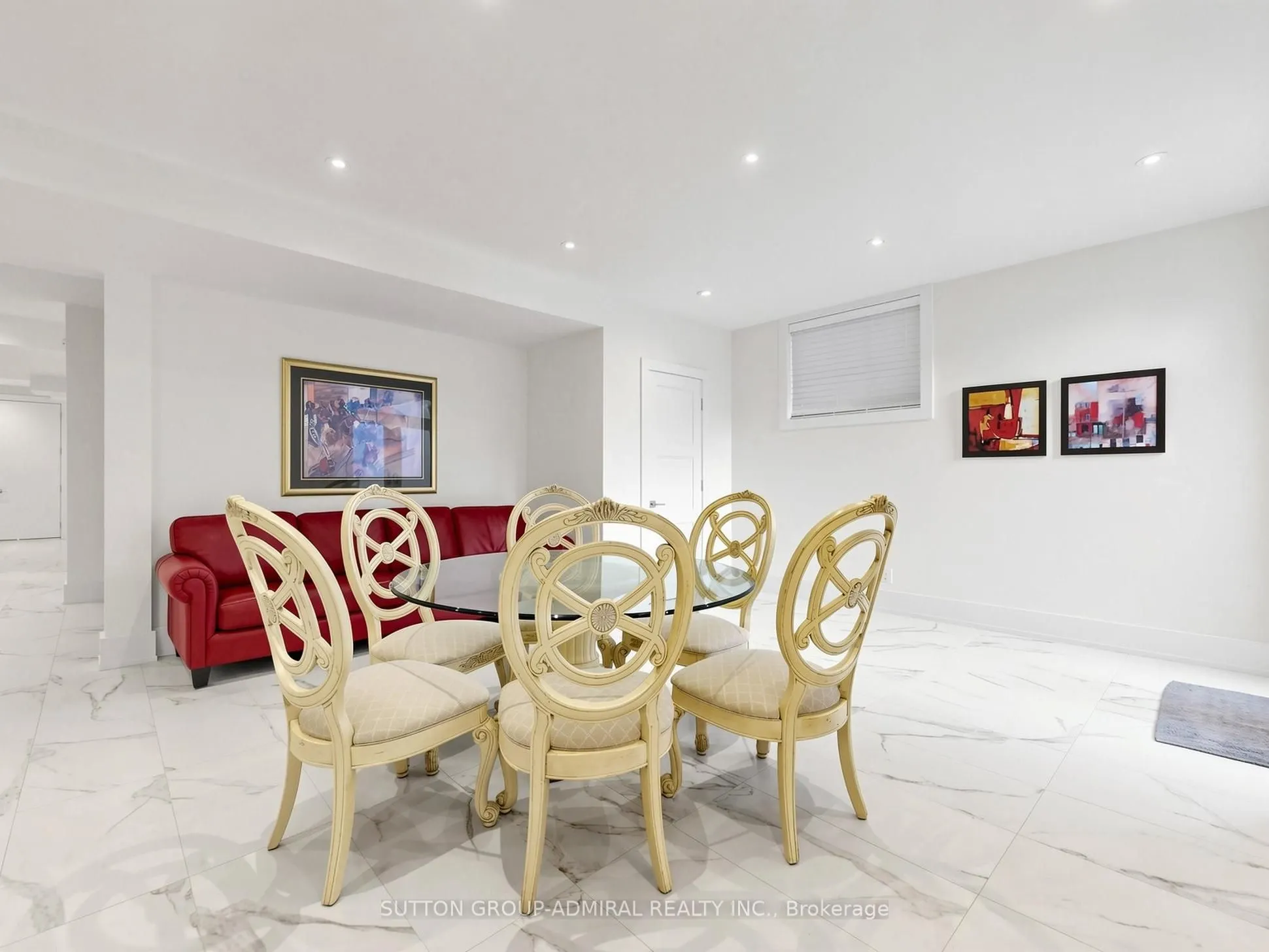 18 Dunsmore Gardens