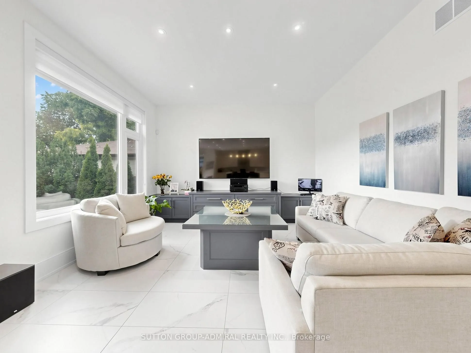 18 Dunsmore Gardens