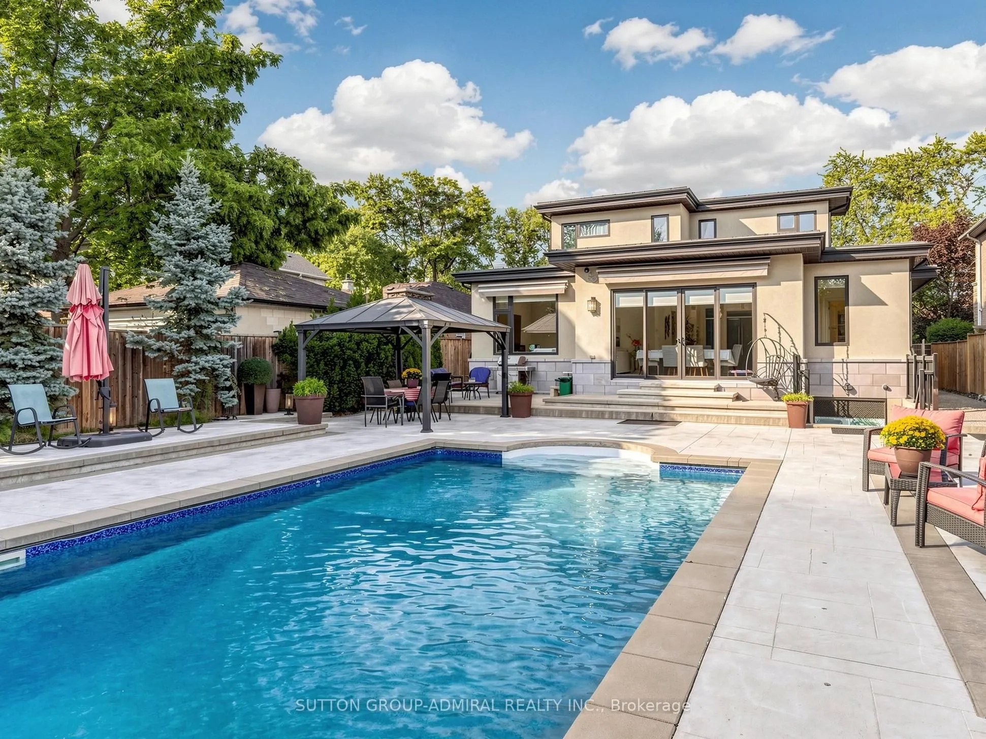 18 Dunsmore Gardens