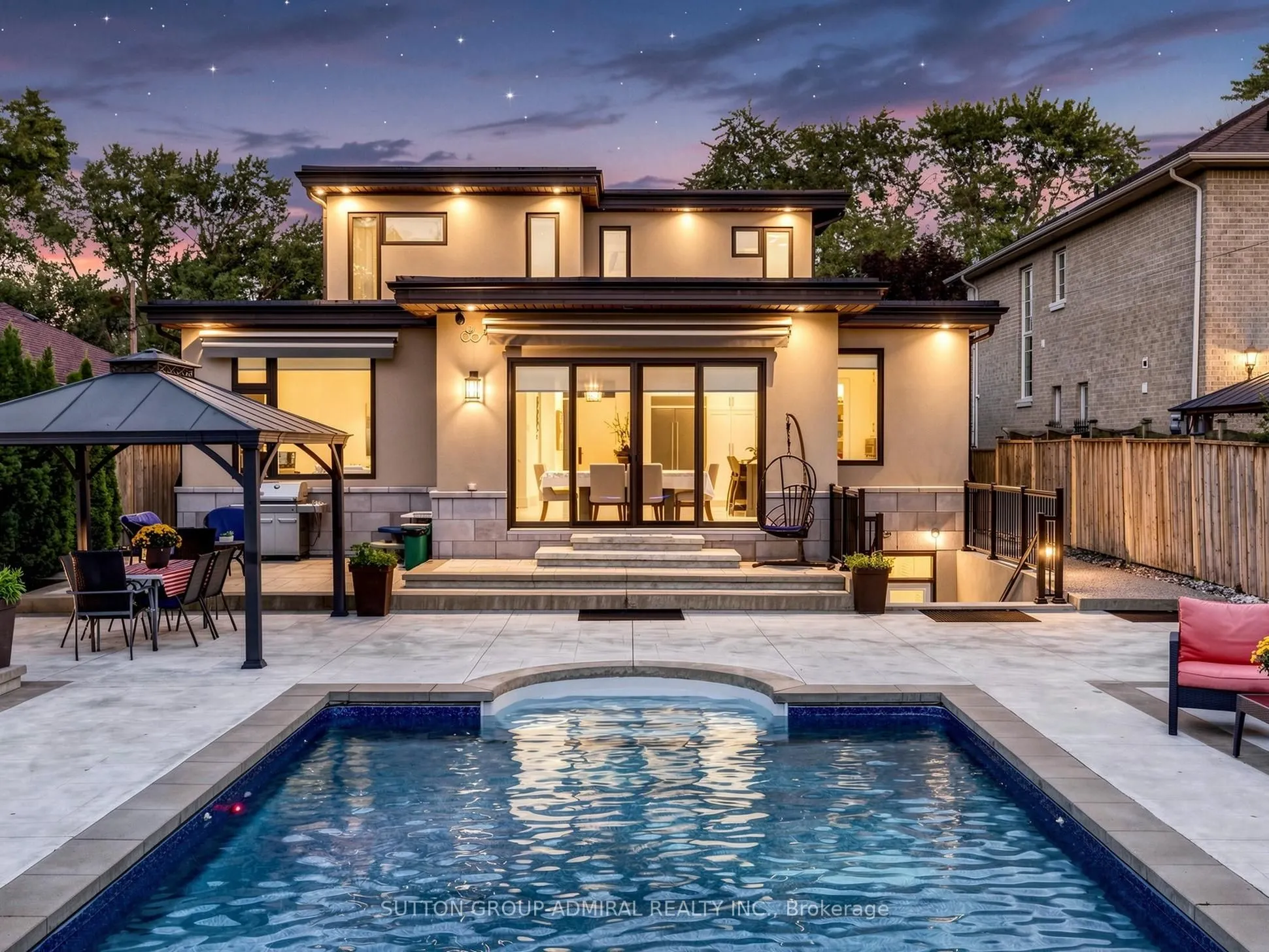 18 Dunsmore Gardens