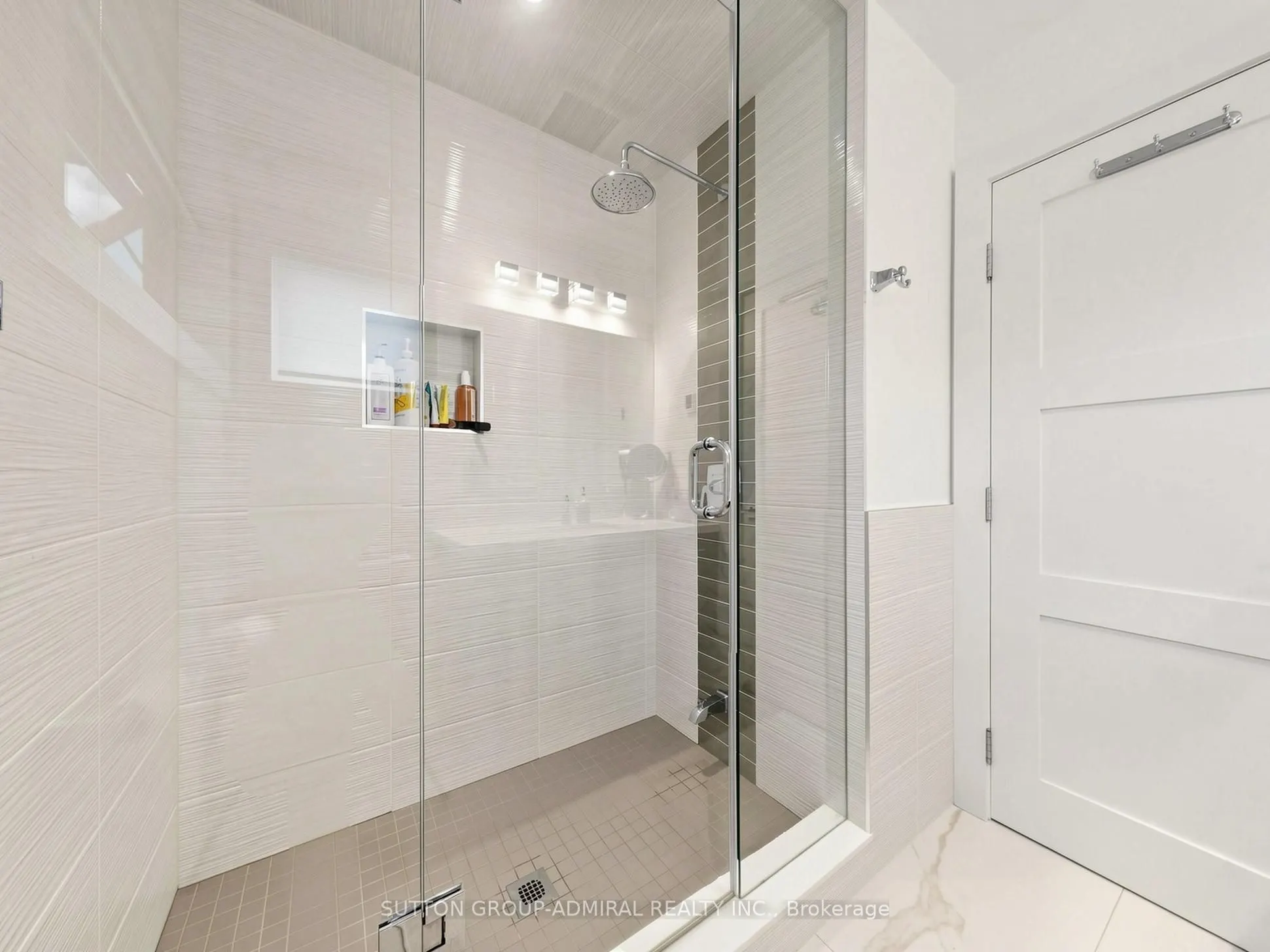 18 Dunsmore Gardens