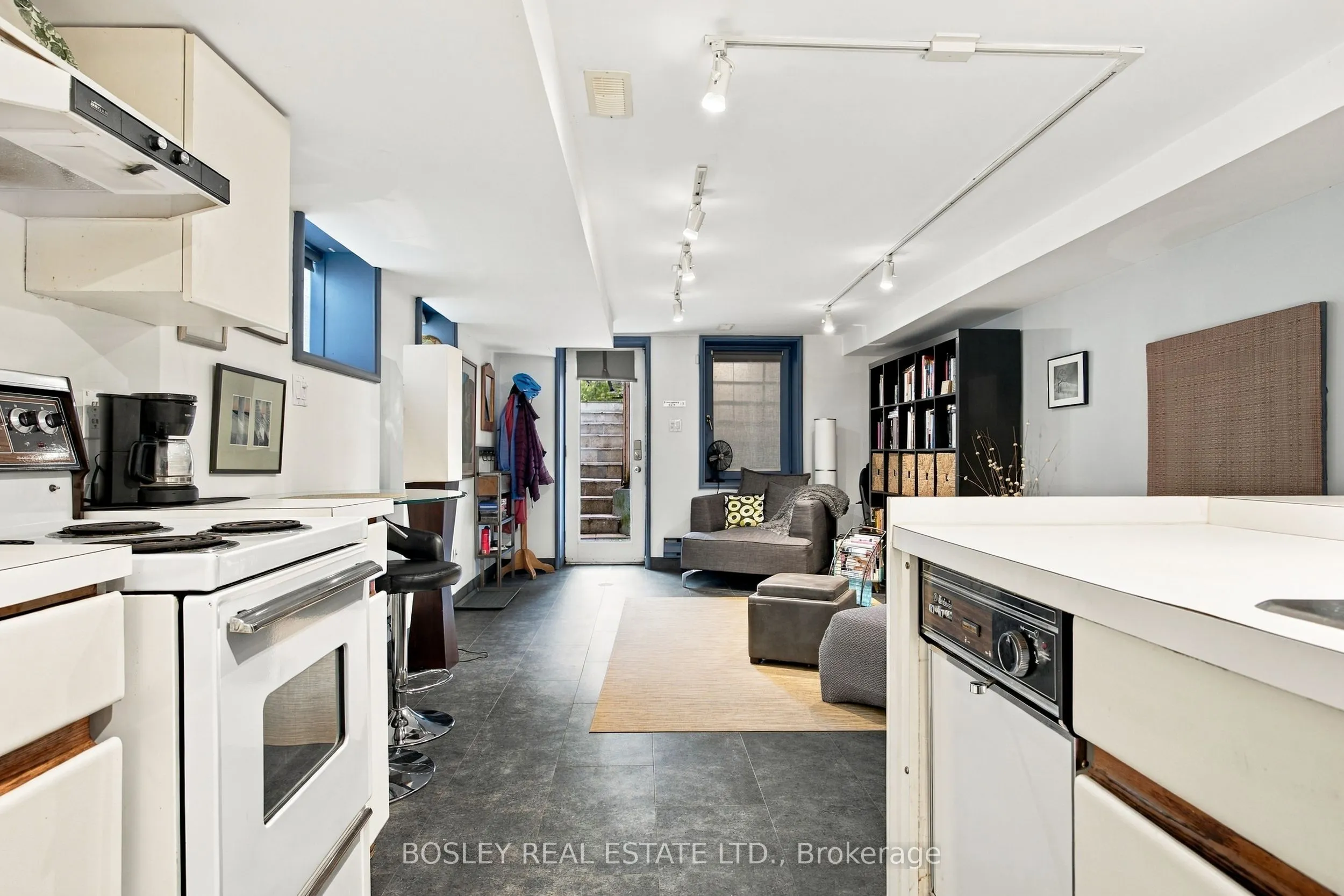 33A Henry Street