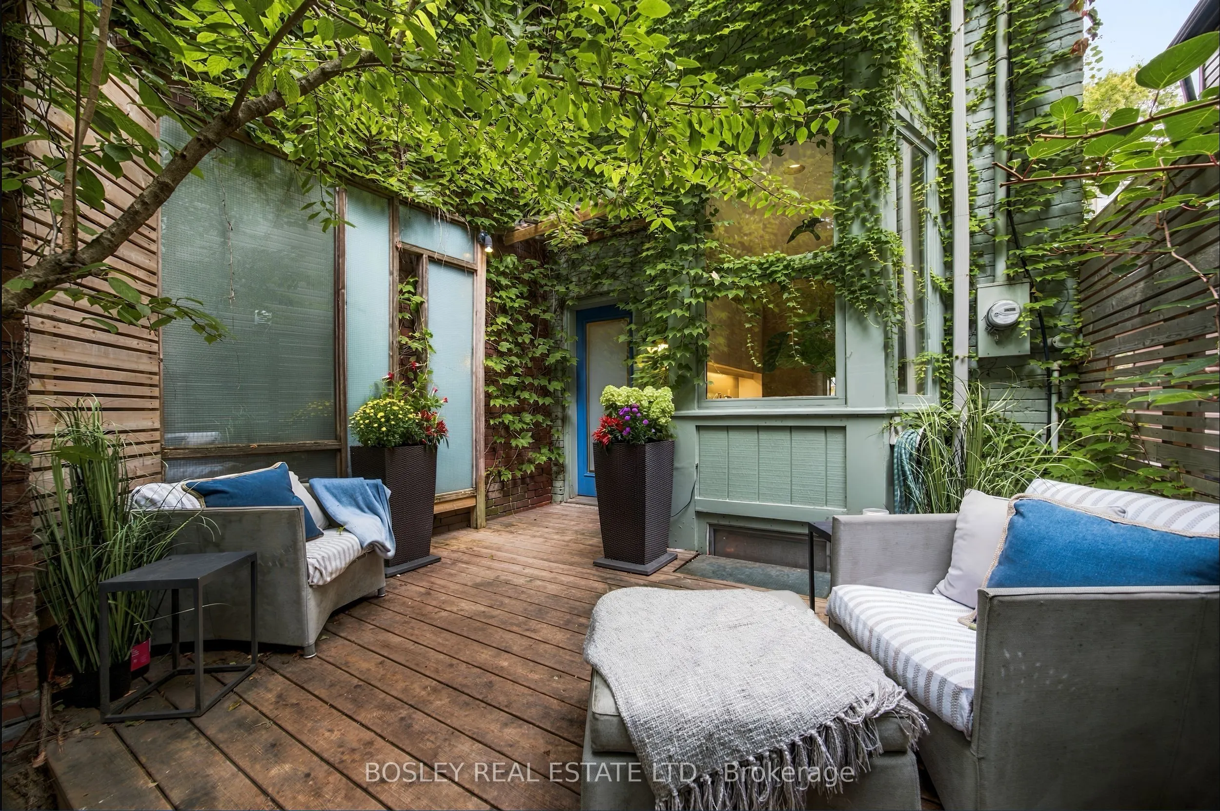 33A Henry Street
