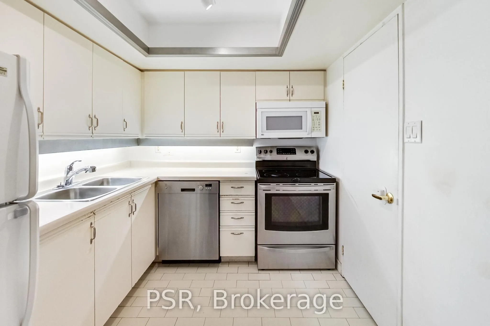 65 Scadding Avenue #510