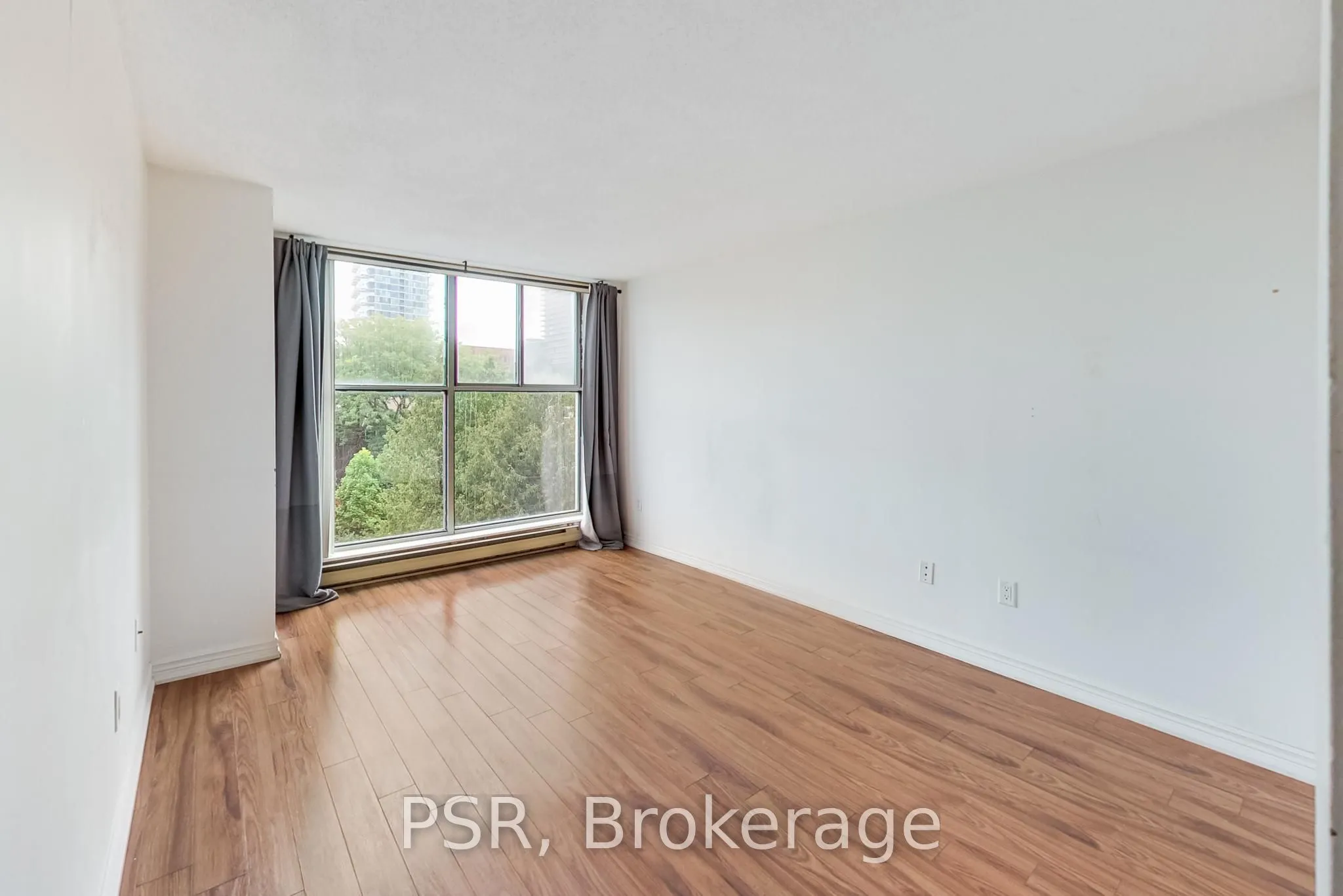 65 Scadding Avenue #510