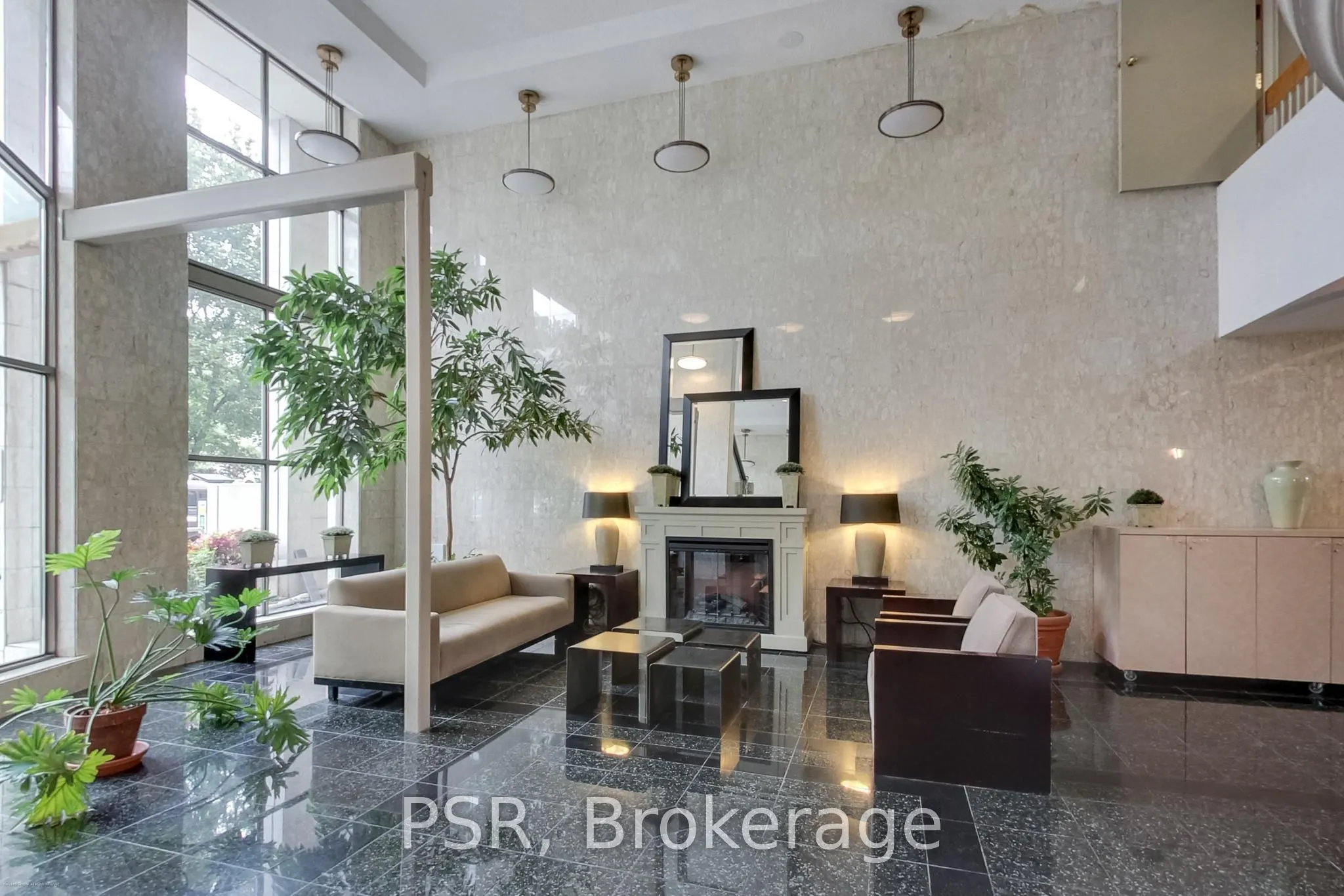 65 Scadding Avenue #510