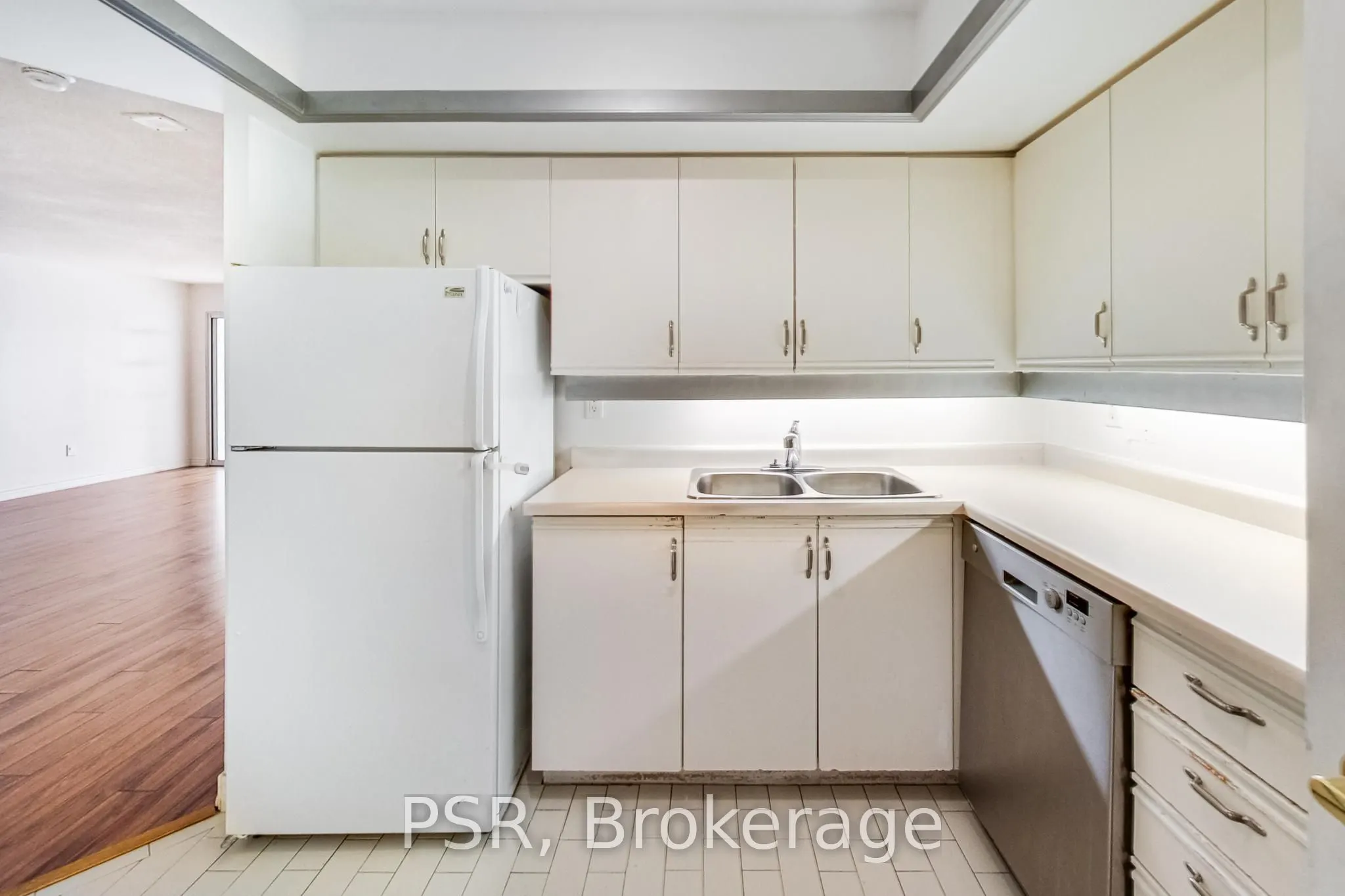 65 Scadding Avenue #510