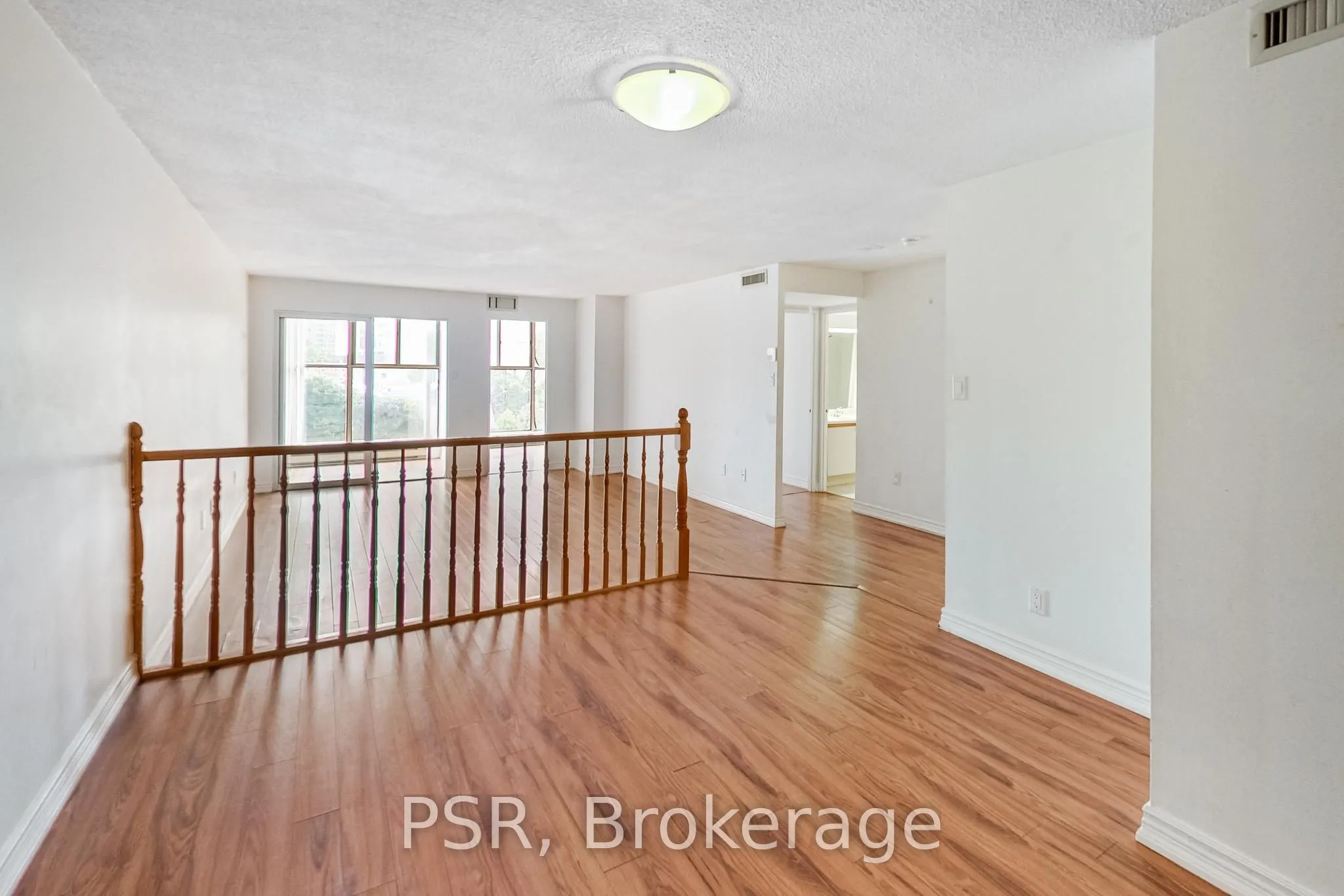 65 Scadding Avenue #510