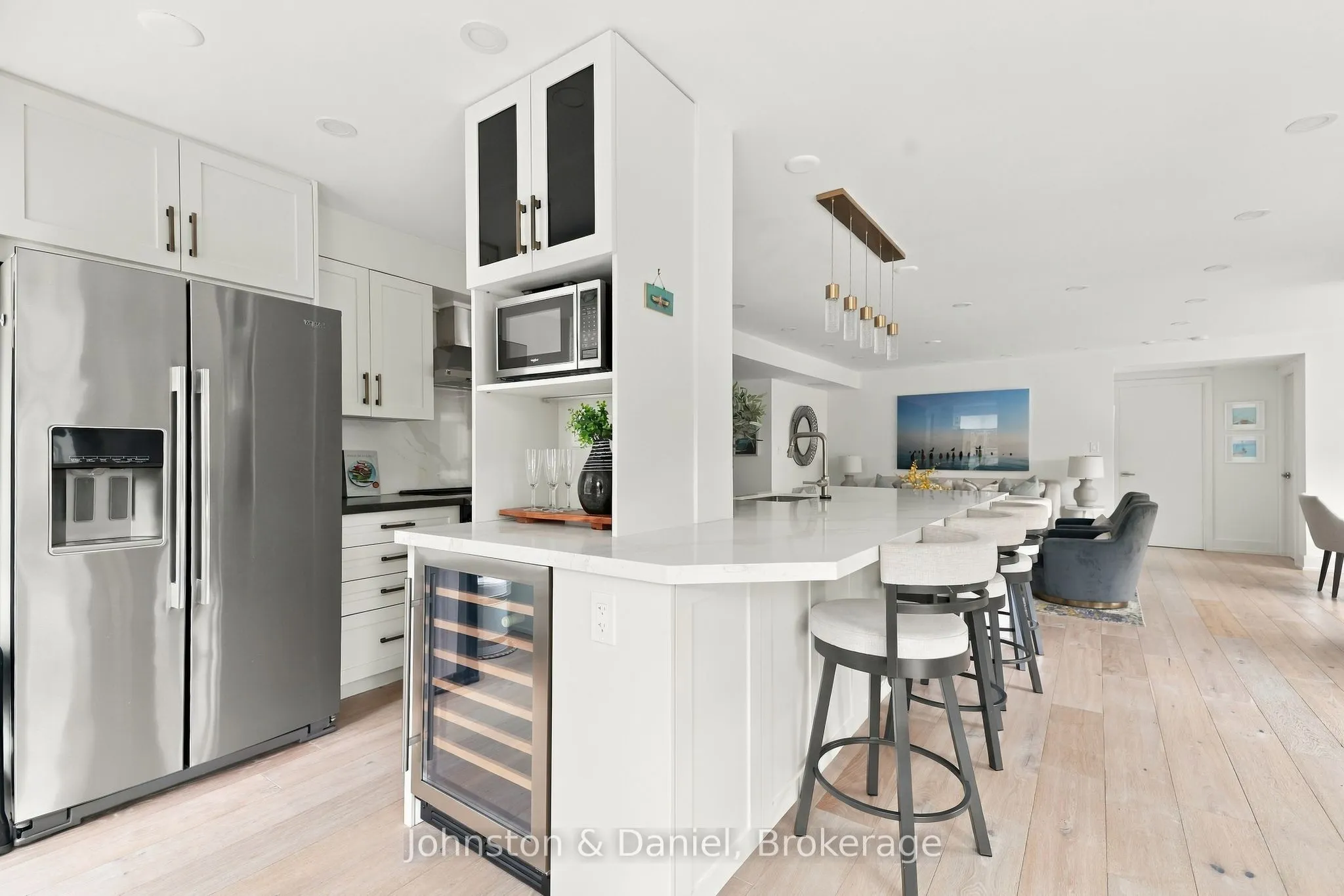 1000 King Street W #205