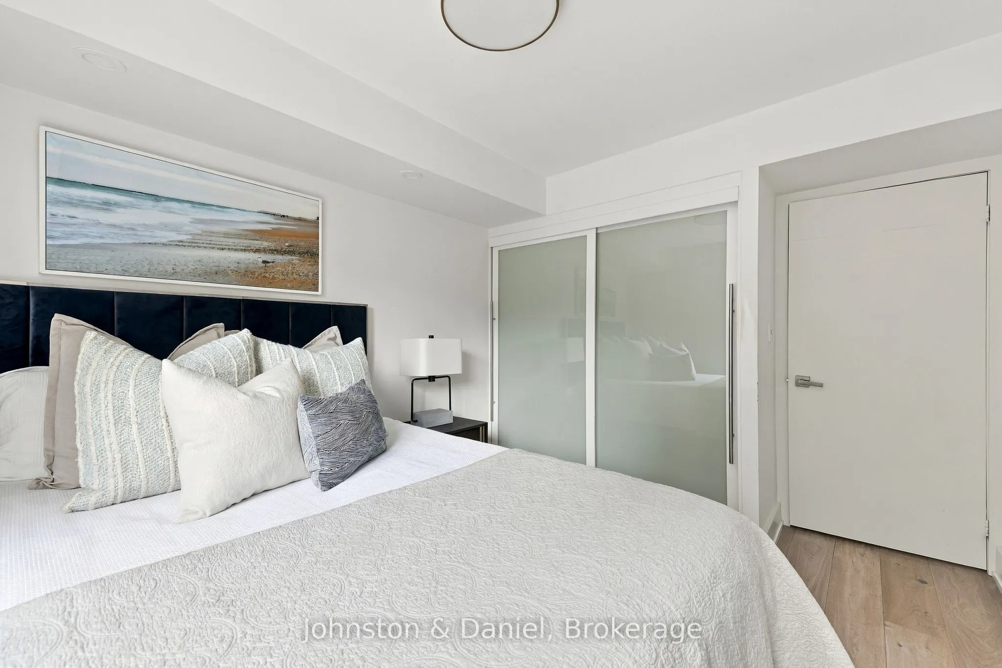 1000 King Street W #205