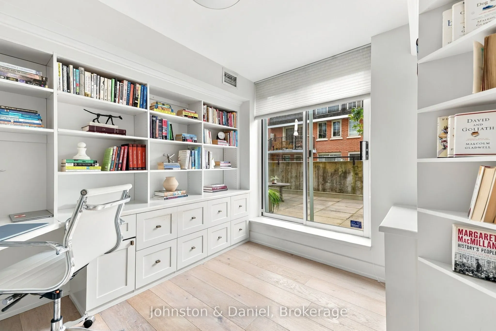 1000 King Street W #205