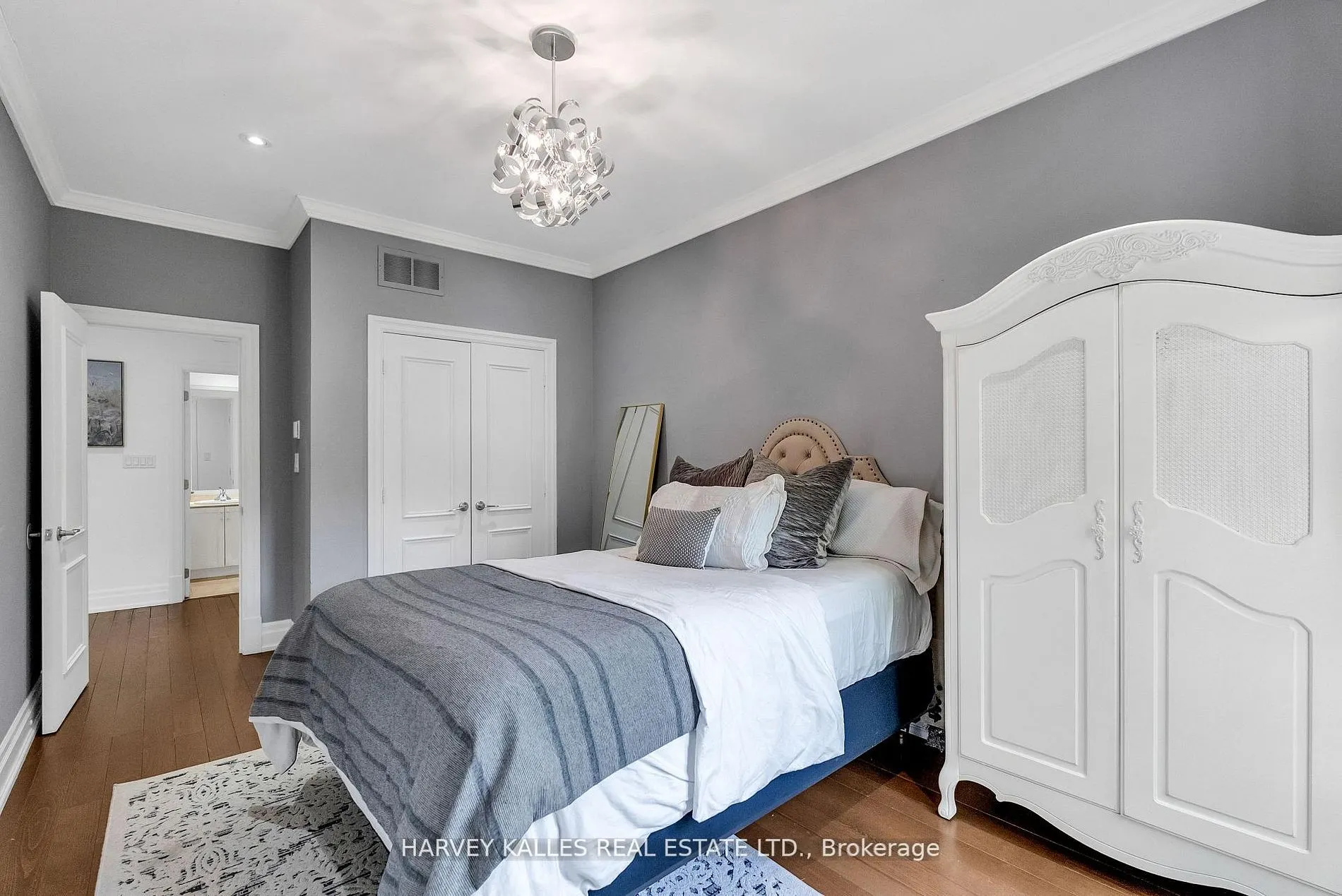 51 York Mills Road #313