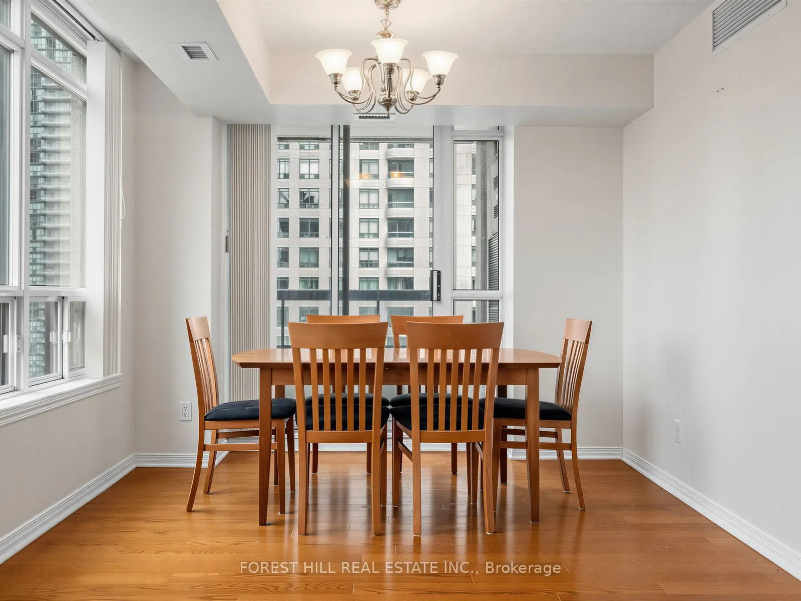 8 Hillcrest Avenue #1206