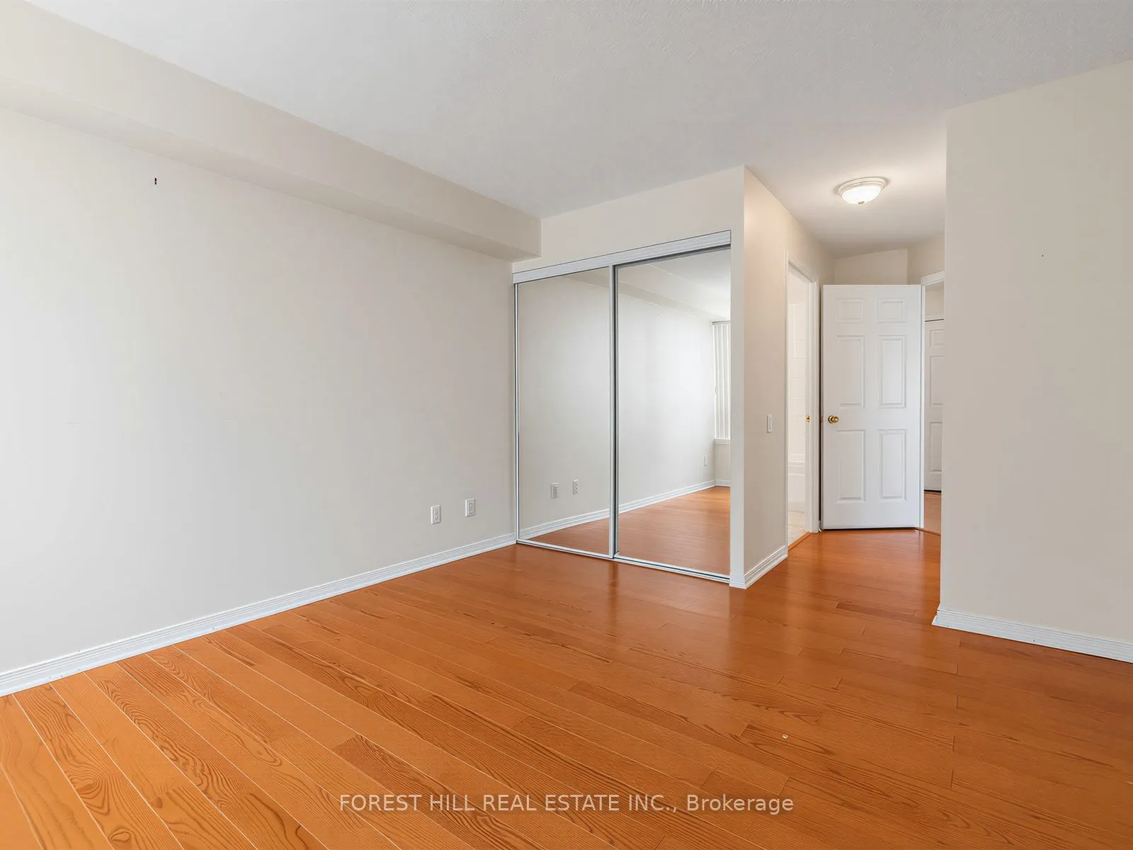 8 Hillcrest Avenue #1206