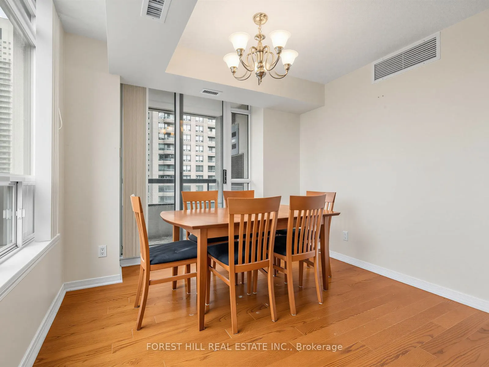 8 Hillcrest Avenue #1206