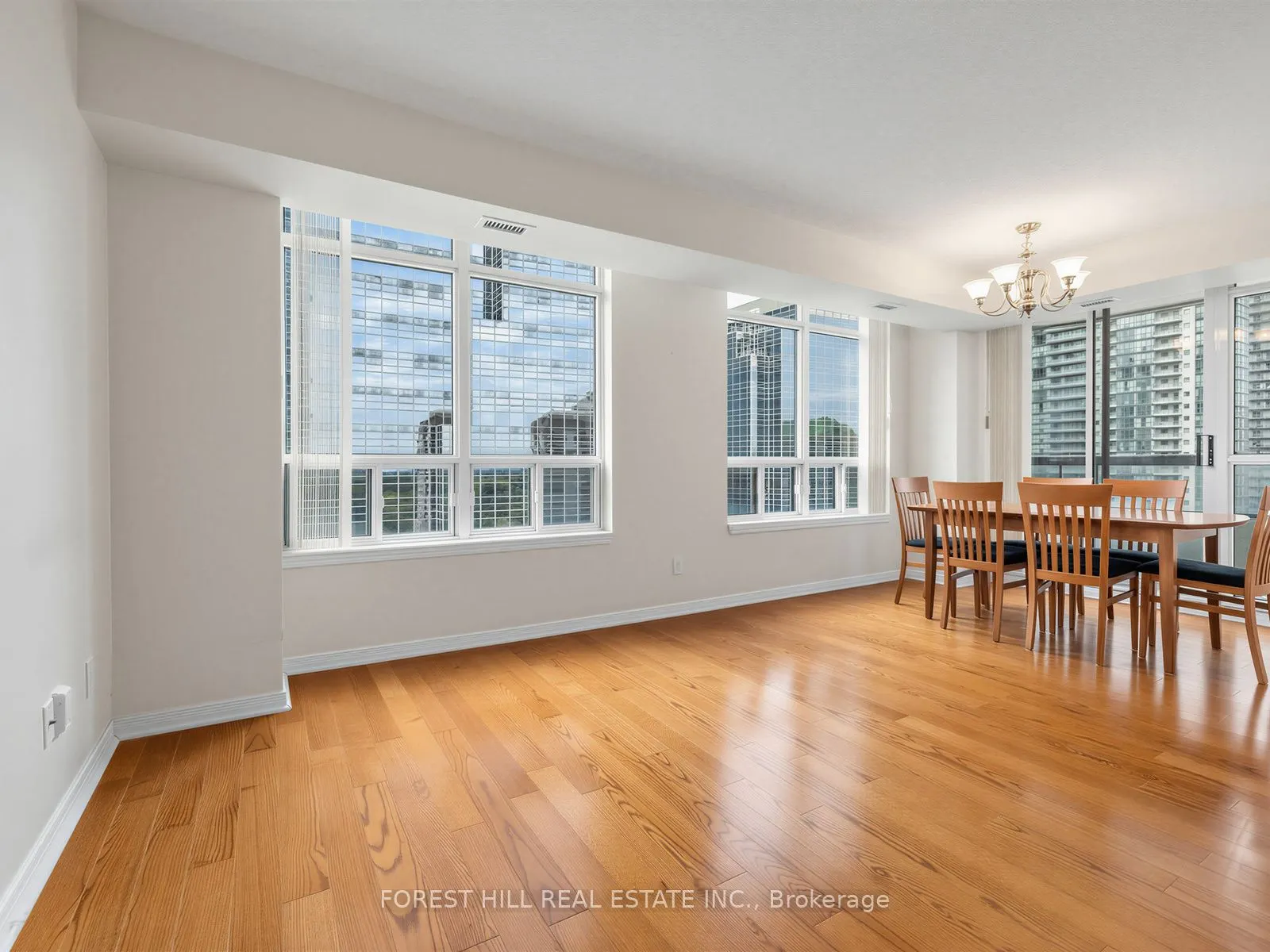 8 Hillcrest Avenue #1206