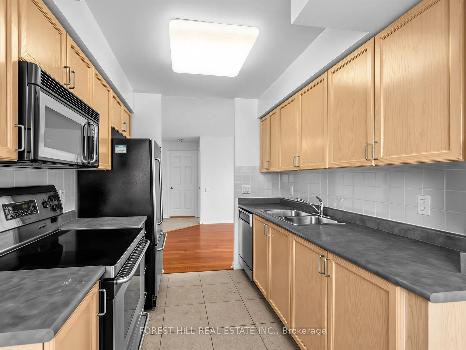 8 Hillcrest Avenue #1206