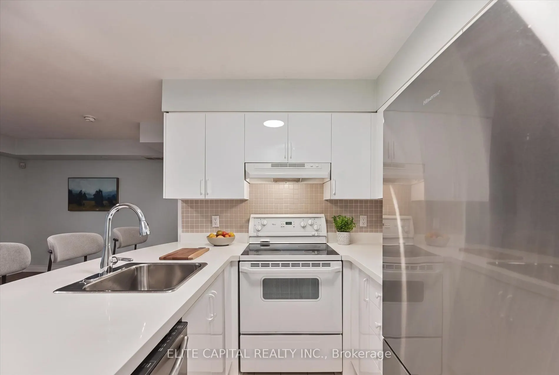 415 Jarvis Street #369