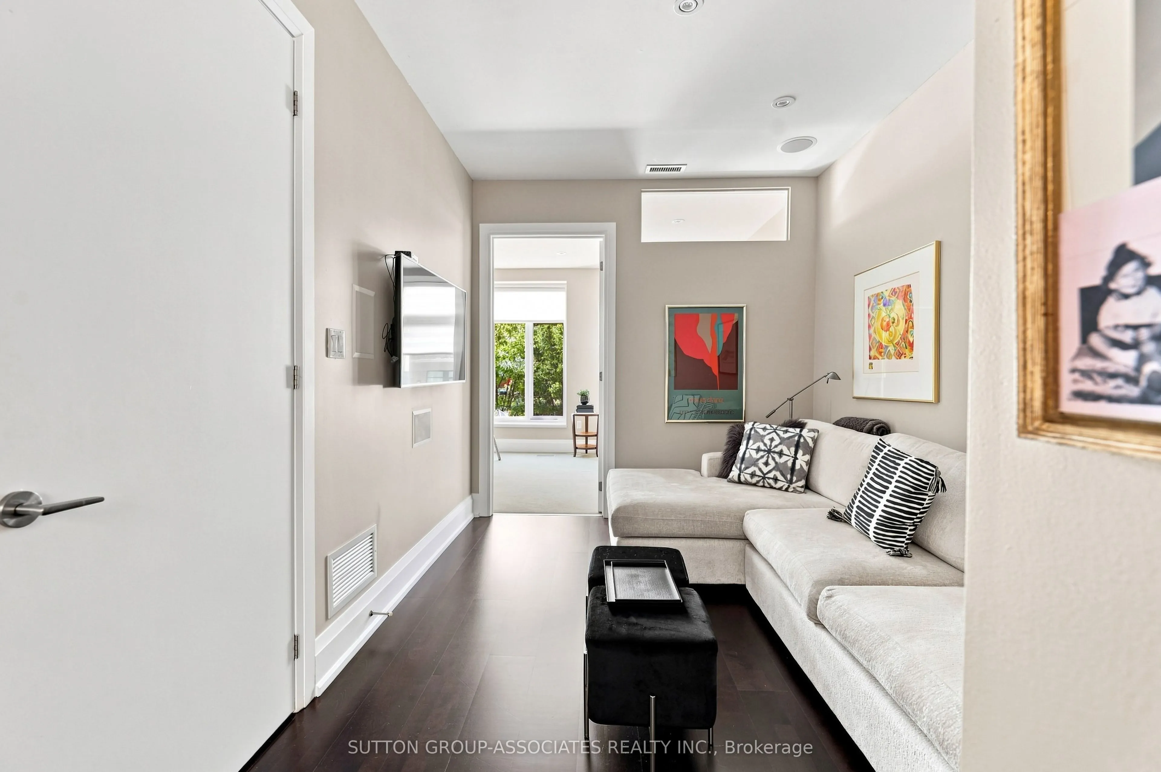 385 Brunswick Avenue #TH9