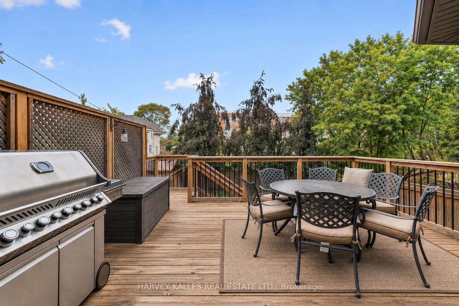 40 Sultana Avenue
