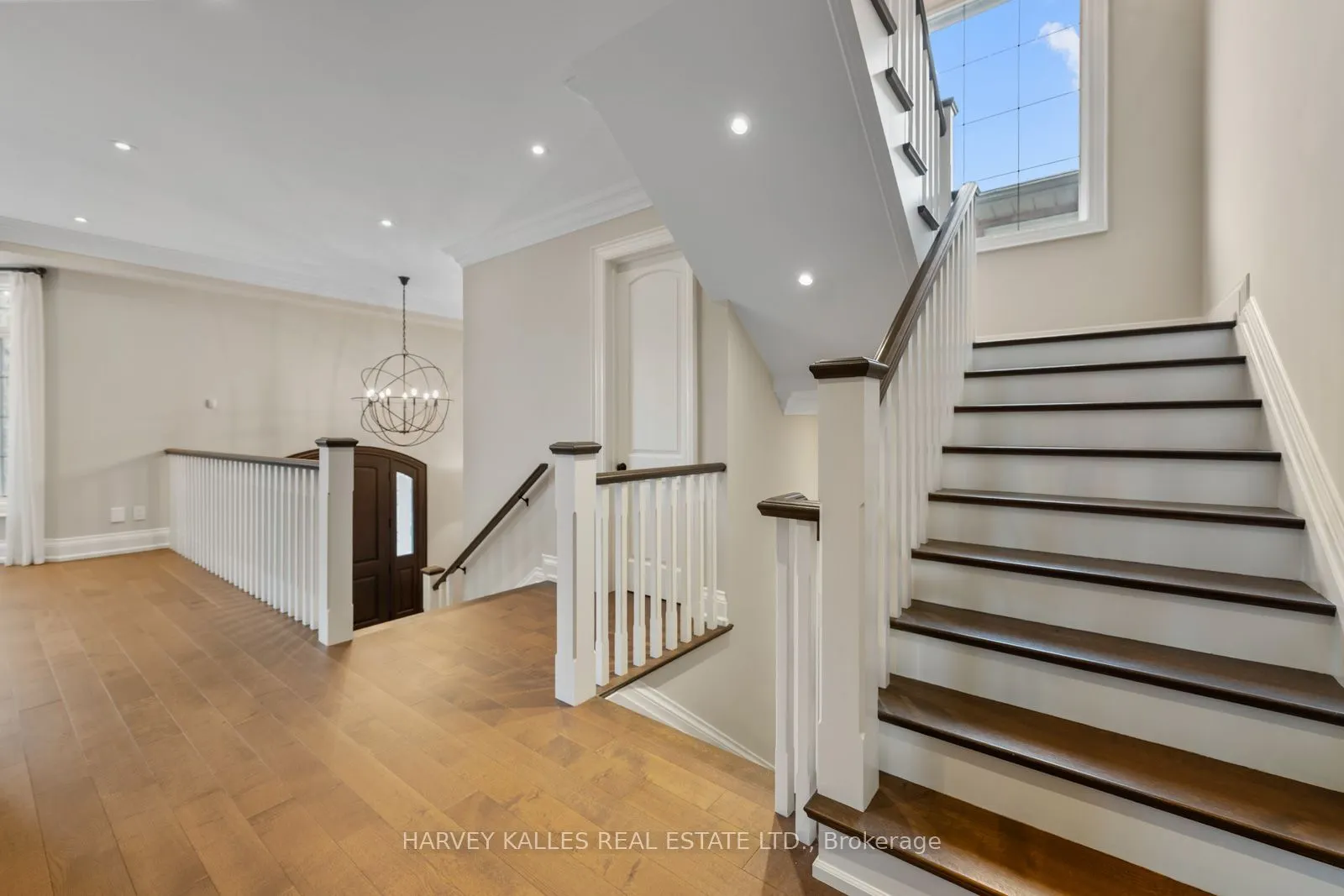 40 Sultana Avenue