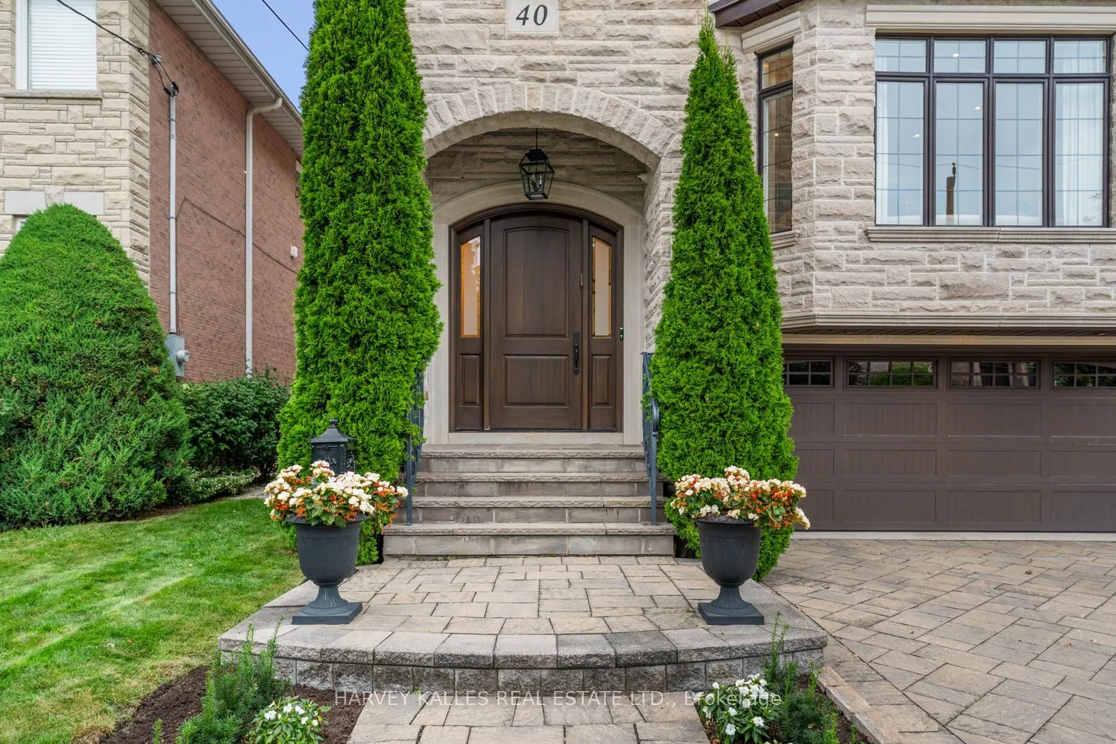 40 Sultana Avenue