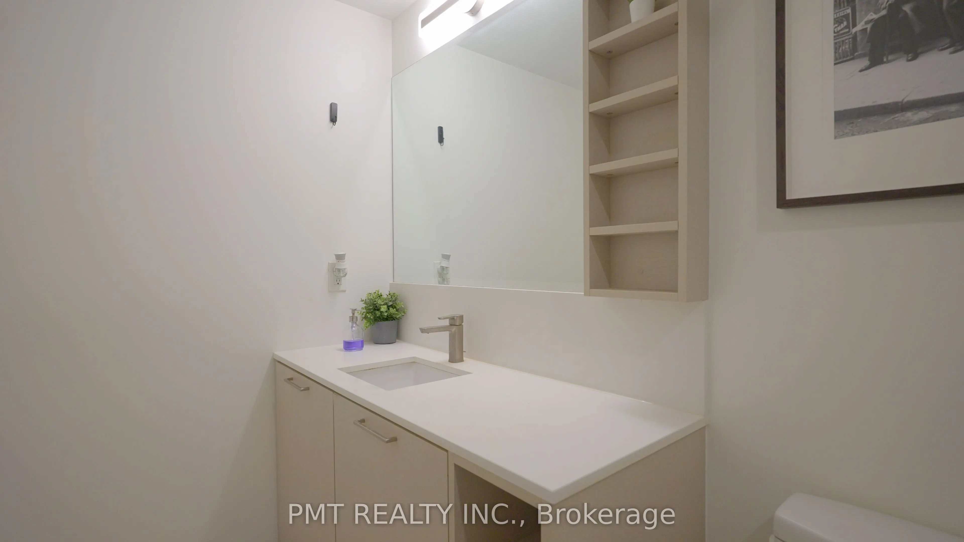 19 Western Battery Road #1521