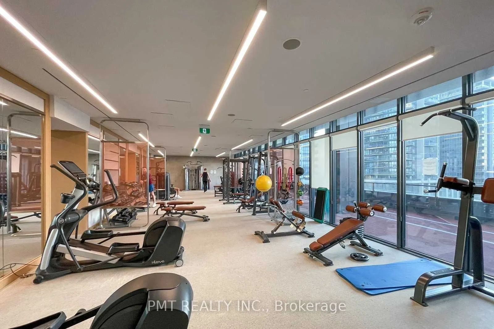 19 Western Battery Road #1521