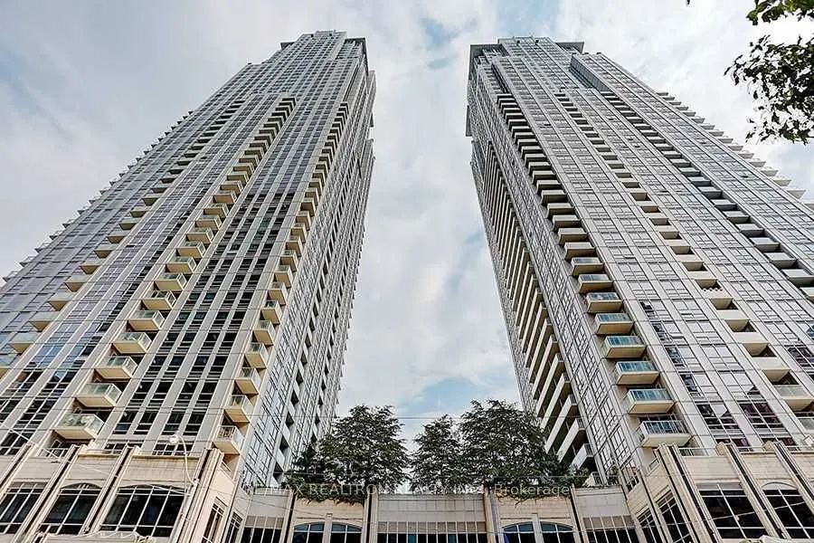 763 Bay Street #4804