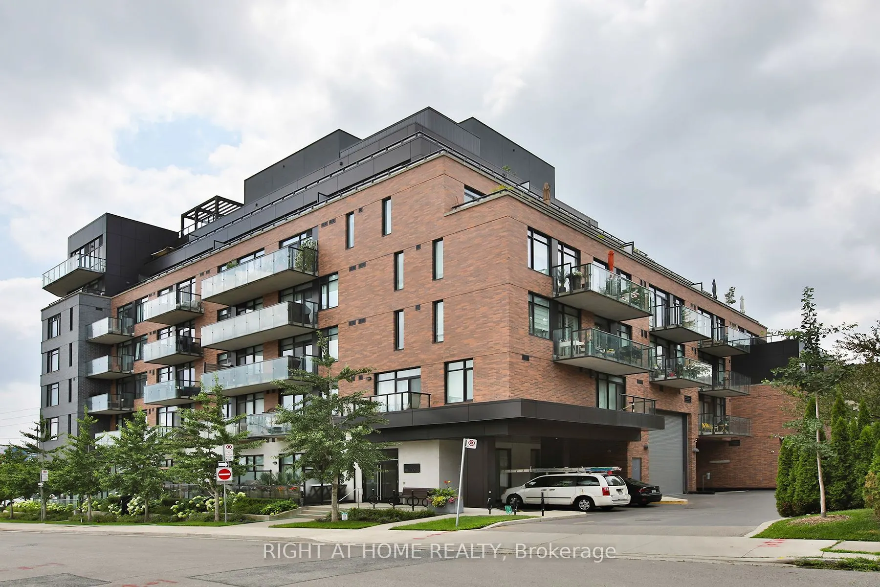 25 Malcolm Road #308