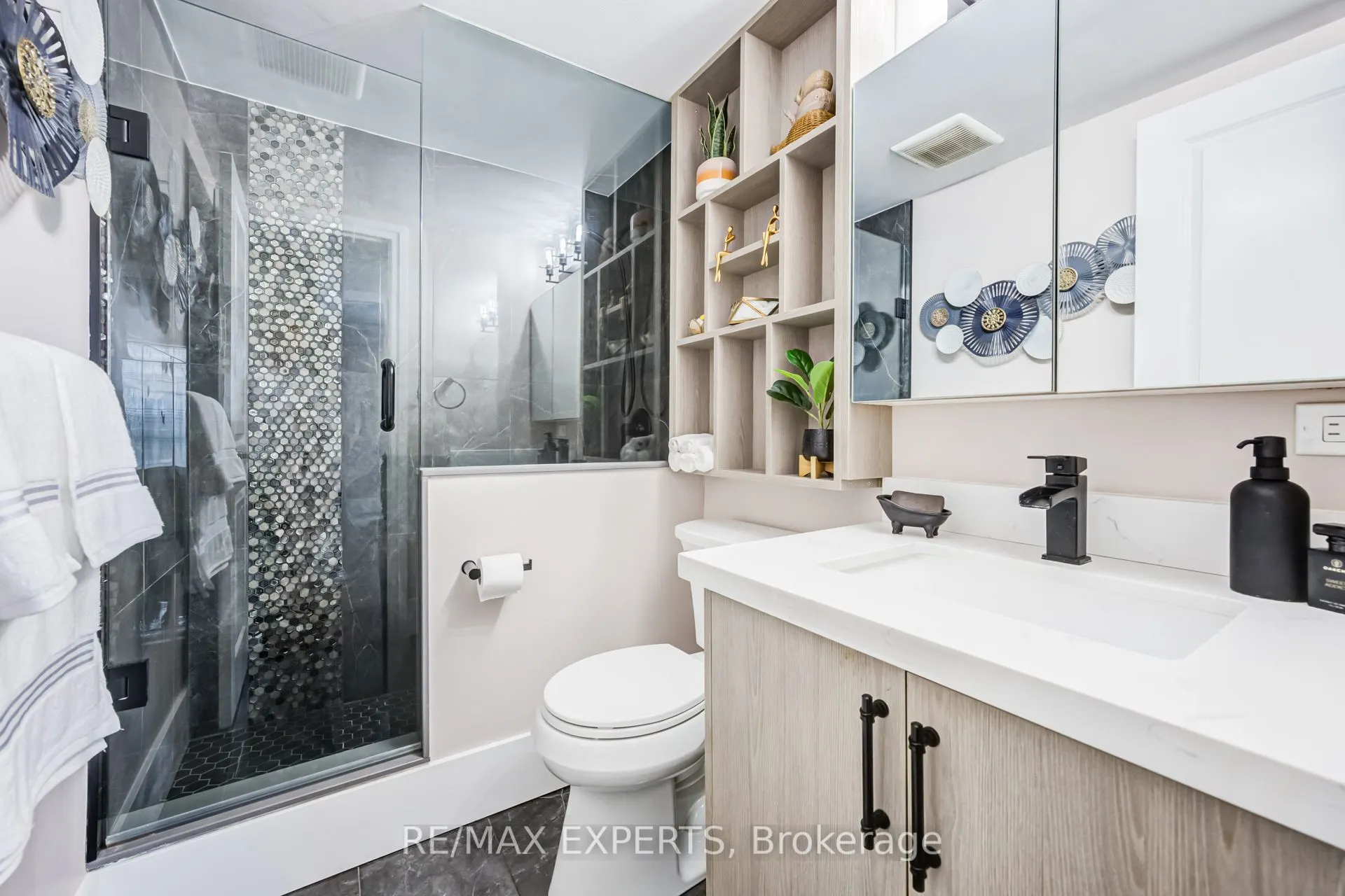 130 Neptune Drive #1104