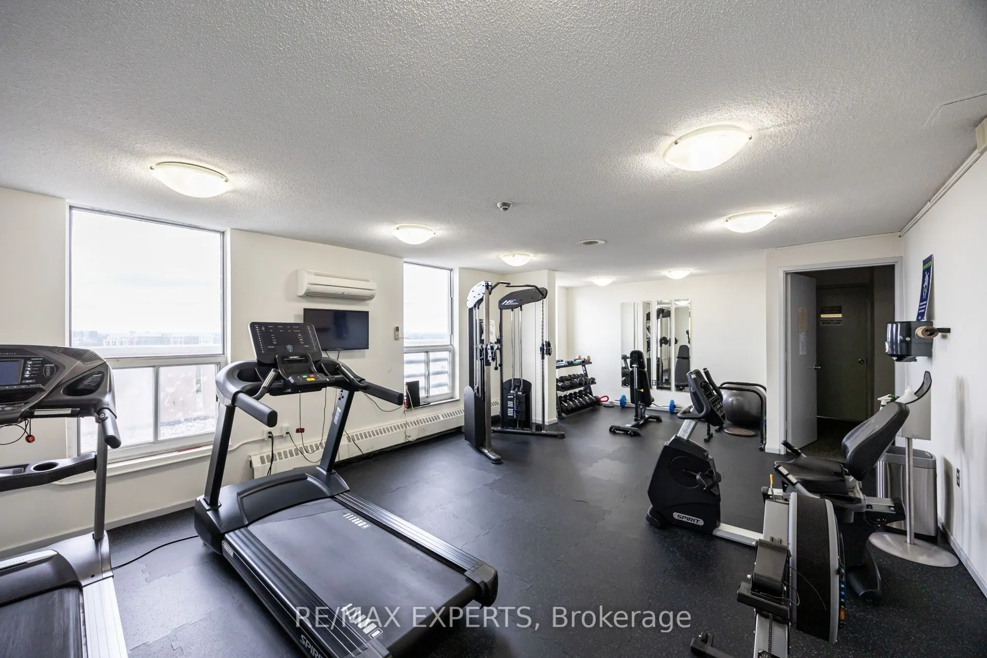 130 Neptune Drive #1104