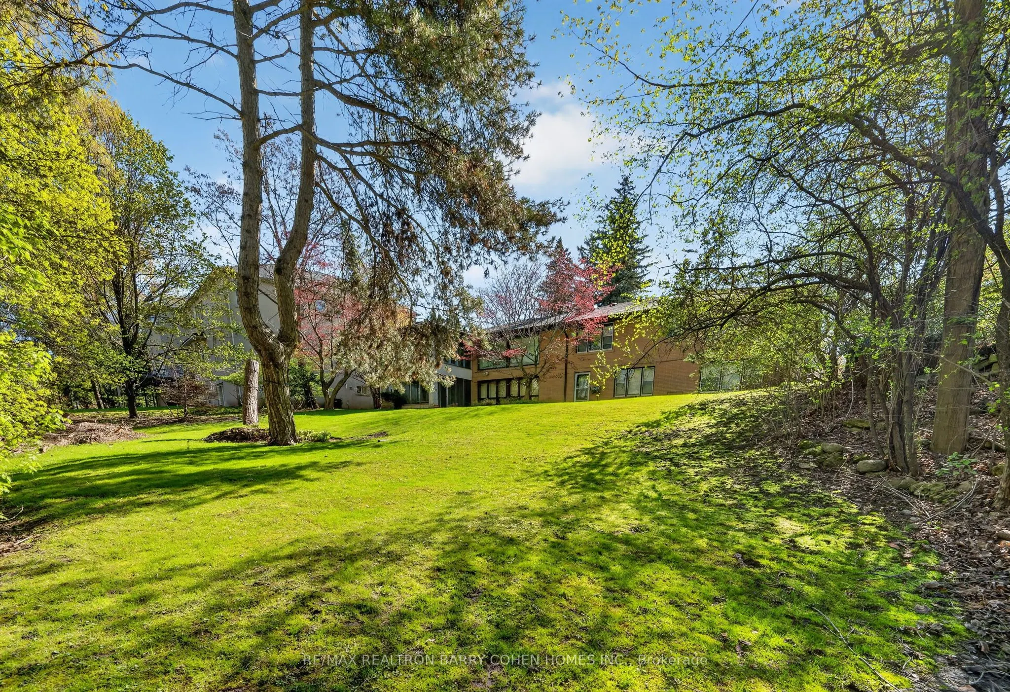 18 Brian Cliff Drive