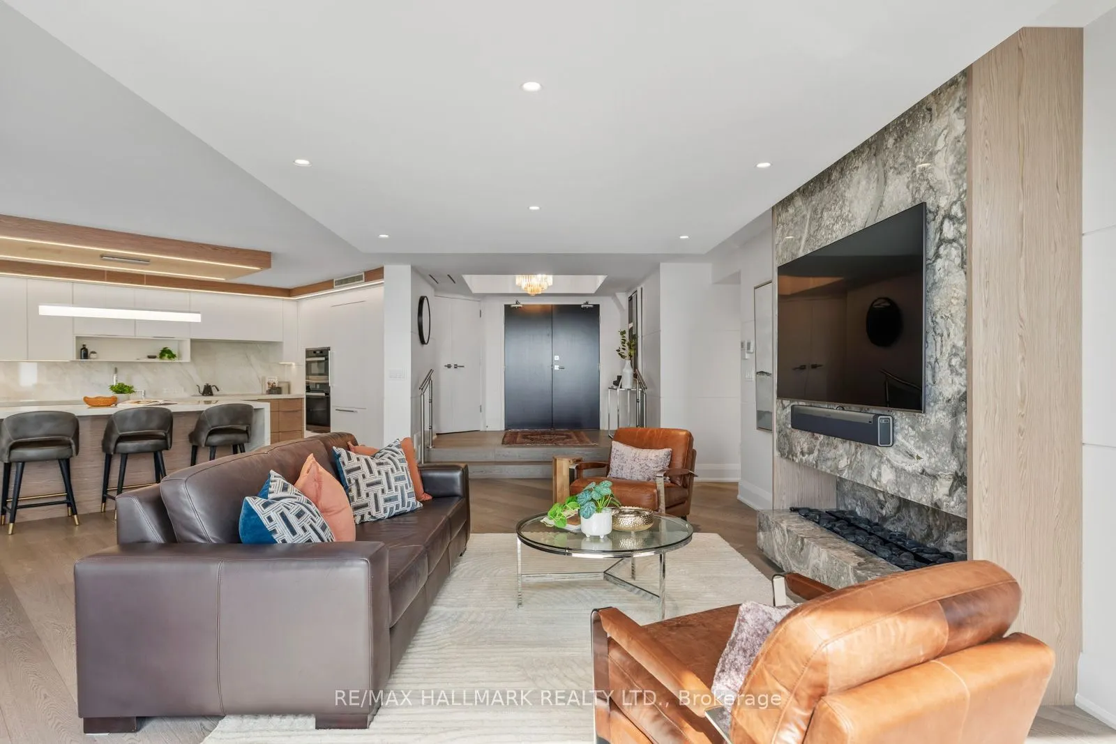 240 Heath Street W #1401